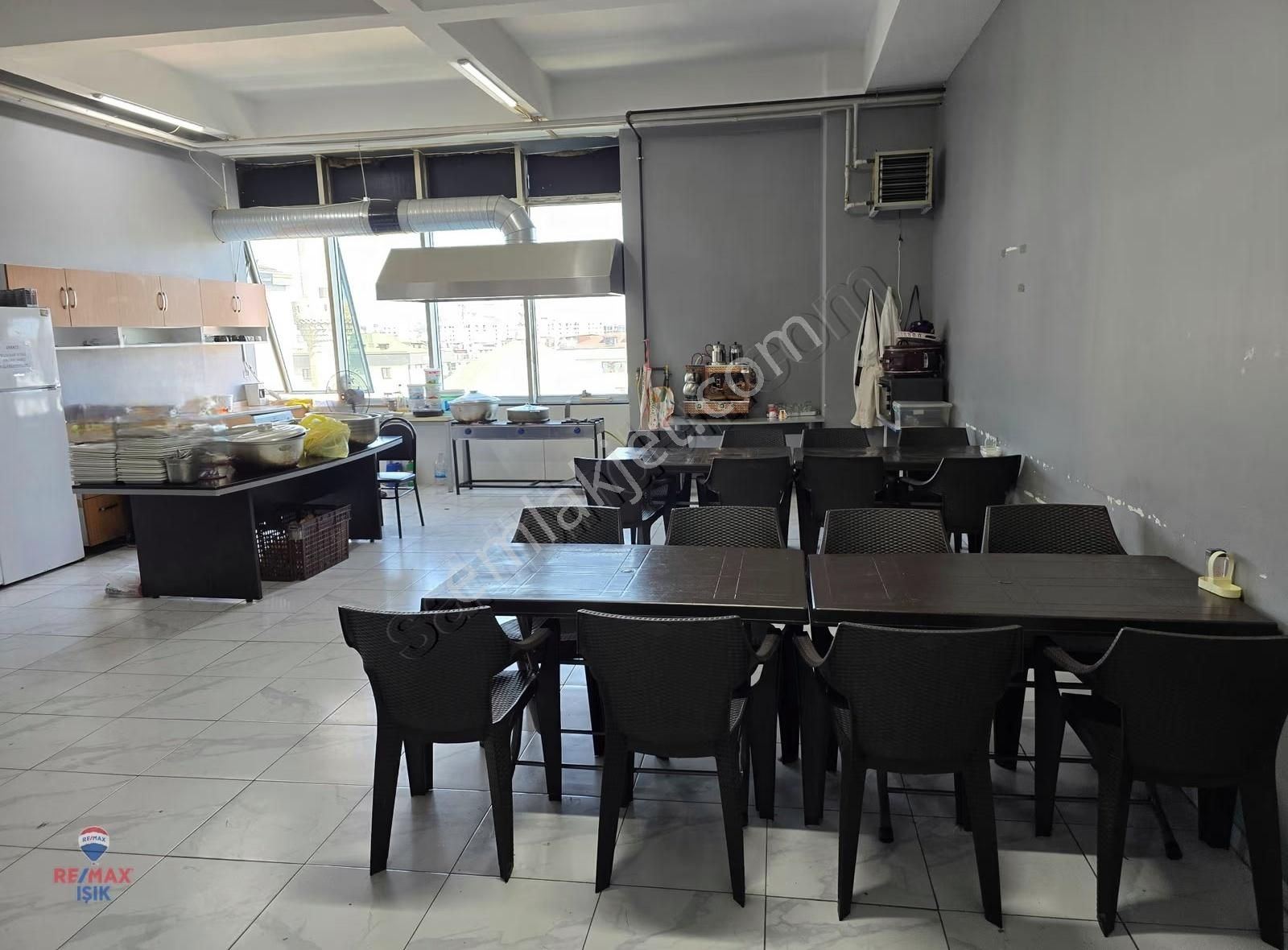 2200m2 Prestijli Nitelikli Çok Amaçlı Yanyola Yakın İşyeri - Görsel 14