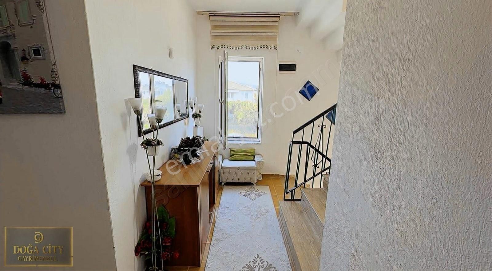 Doğa City'den Karaçalı'da 5+1 Tripleks Villa - Görsel 3