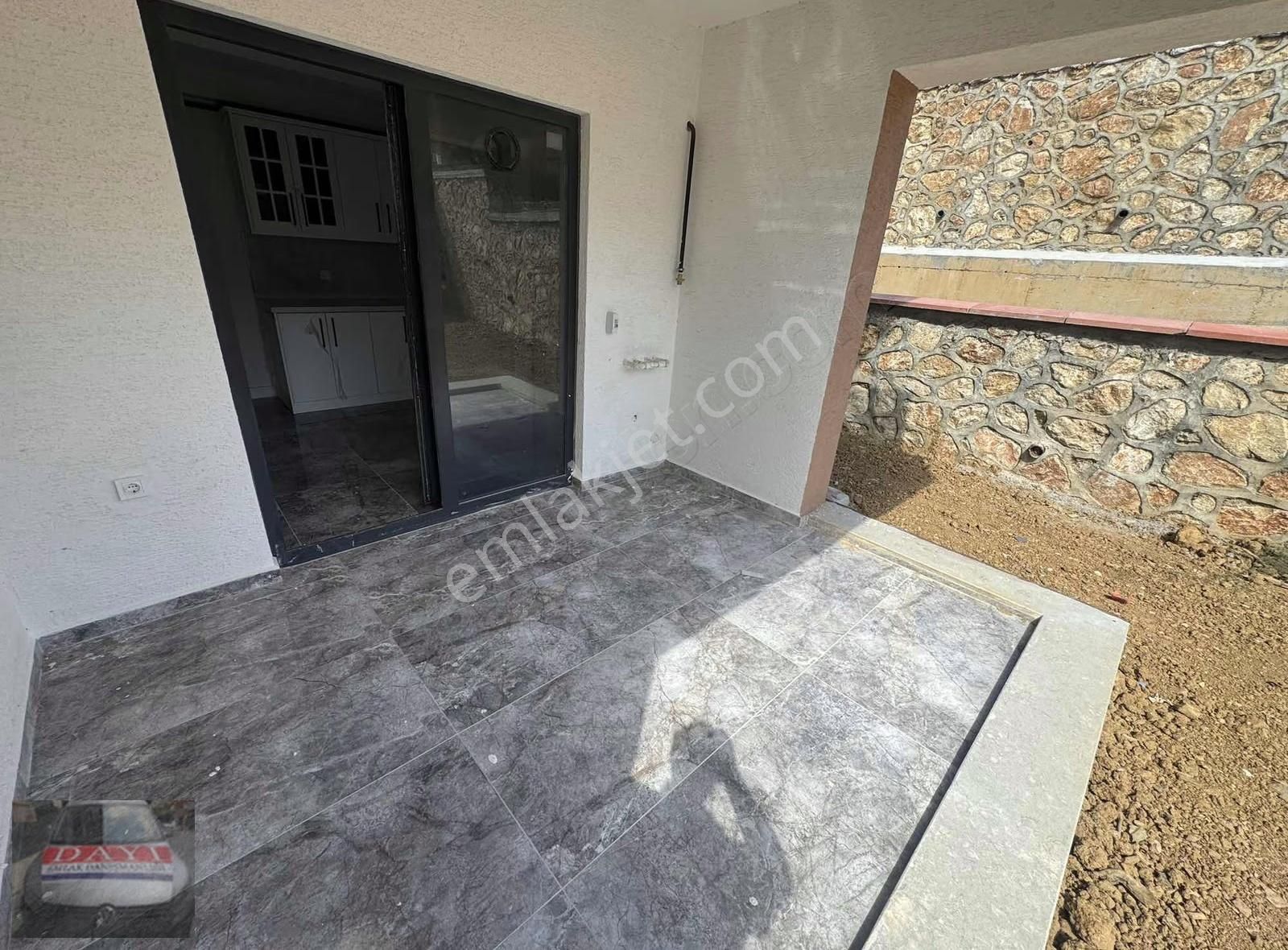 Dayı Emlaktan Gemlik De Havuzlu Bahçe Kati - Görsel 11