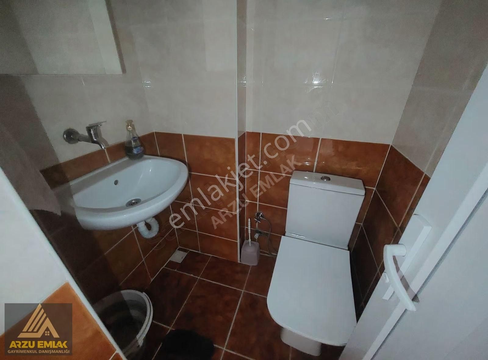 Arzu Emlak'tan Gazi Mah.satılık 3+1 120m² Ara Kat Daire - Görsel 32