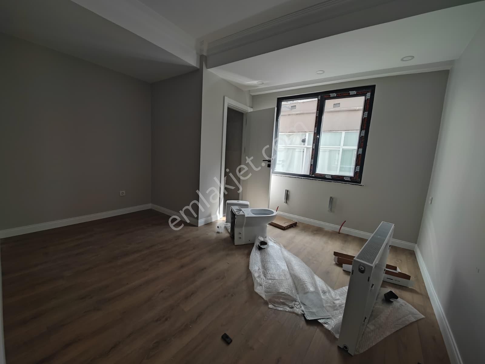 Yıldız'dan Yenibosna E5 Metro Yakını Geniş Mükemmel Sıfır Arakat Daire - Görsel 8