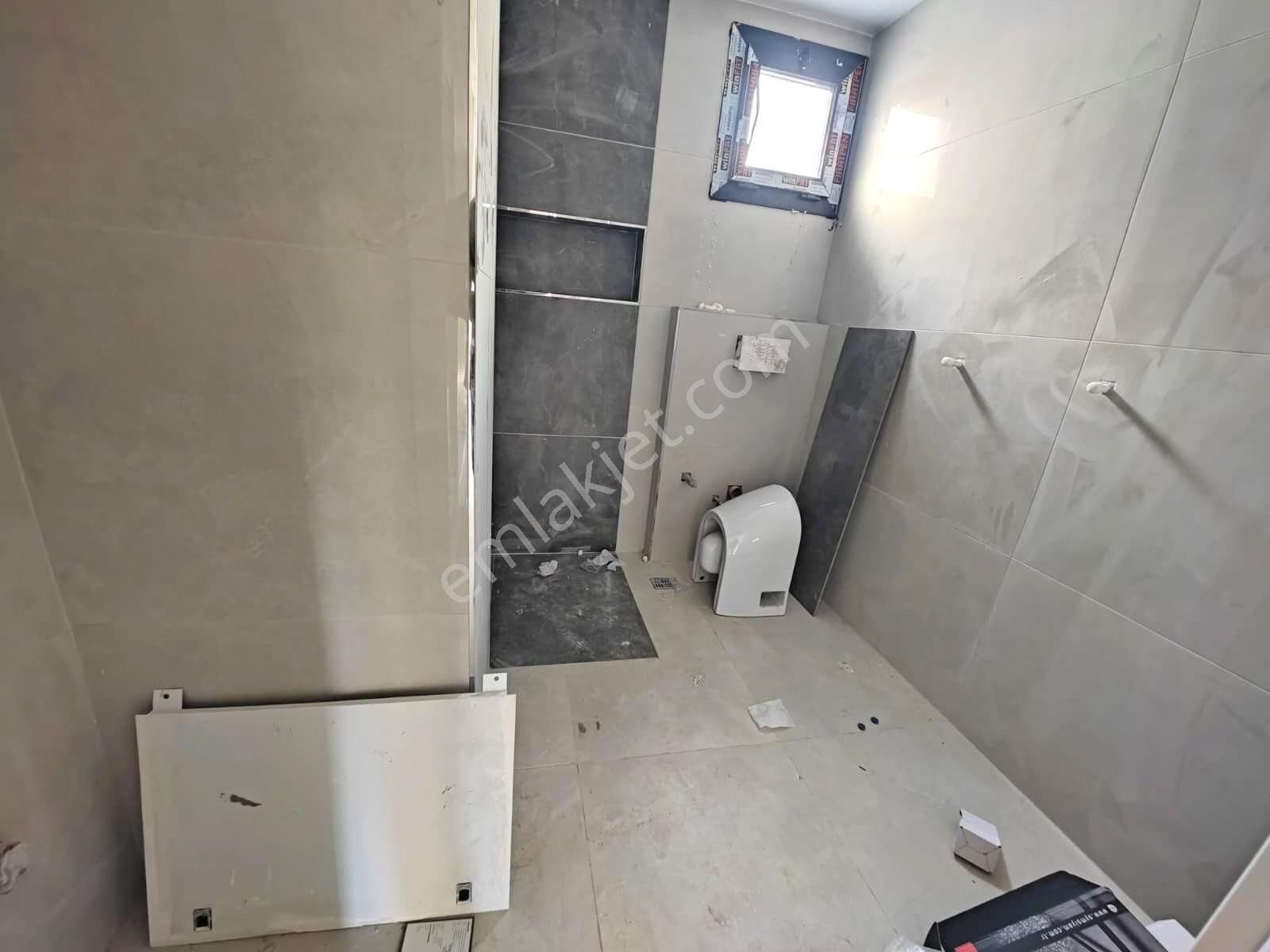 Yıldız'dan Yenibosna E5 Metro Yakını Geniş Mükemmel Sıfır Arakat Daire - Görsel 12