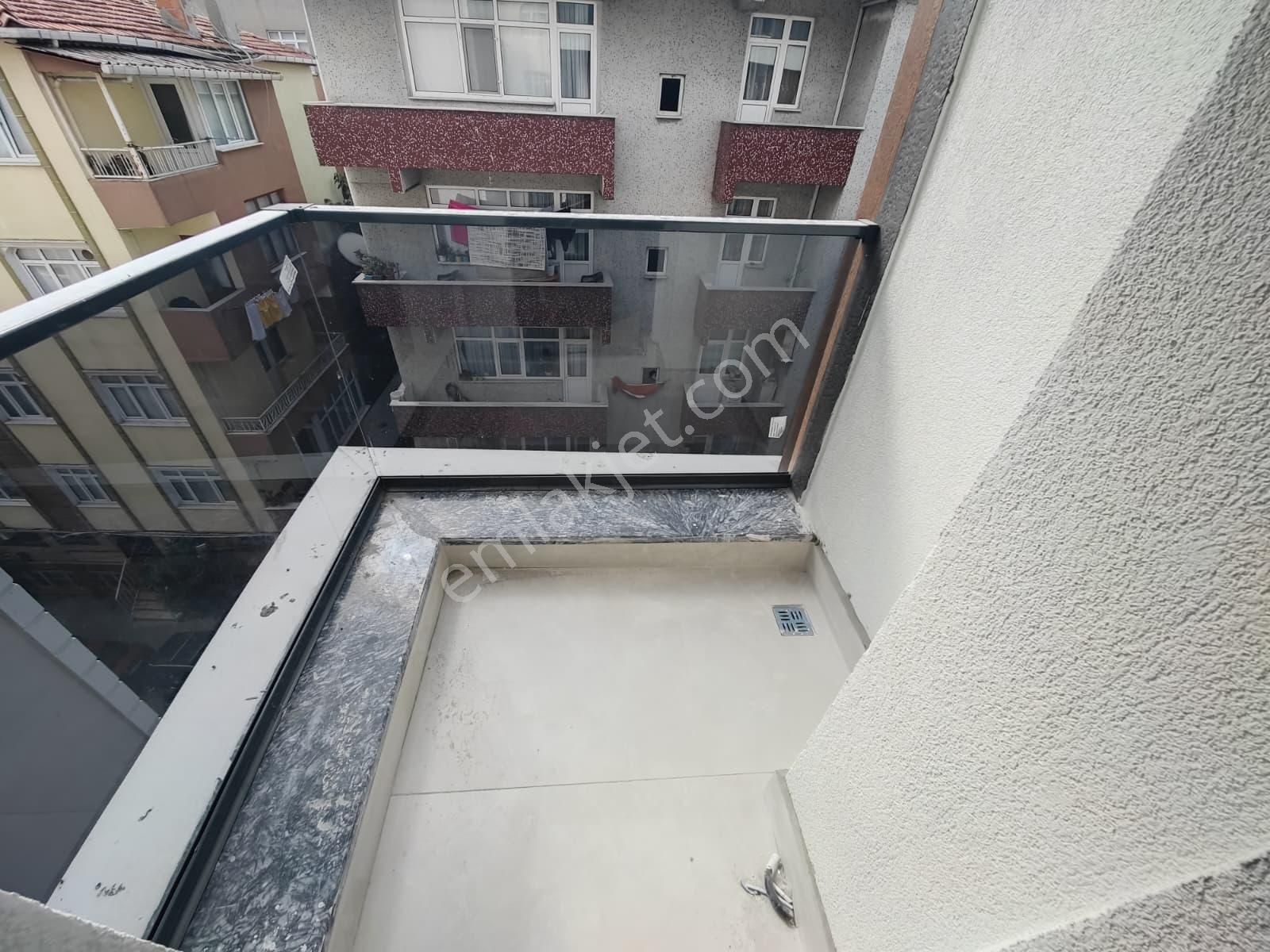 Yıldız'dan Yenibosna E5 Metro Yakını Geniş Mükemmel Sıfır Arakat Daire - Görsel 14