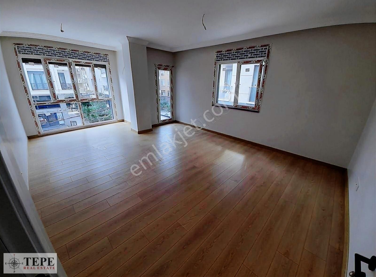 Maltepe Bağlarbaşı Ebeveyinli 3+1 Ara Kat Ön Cephe 120 Net - Görsel 14