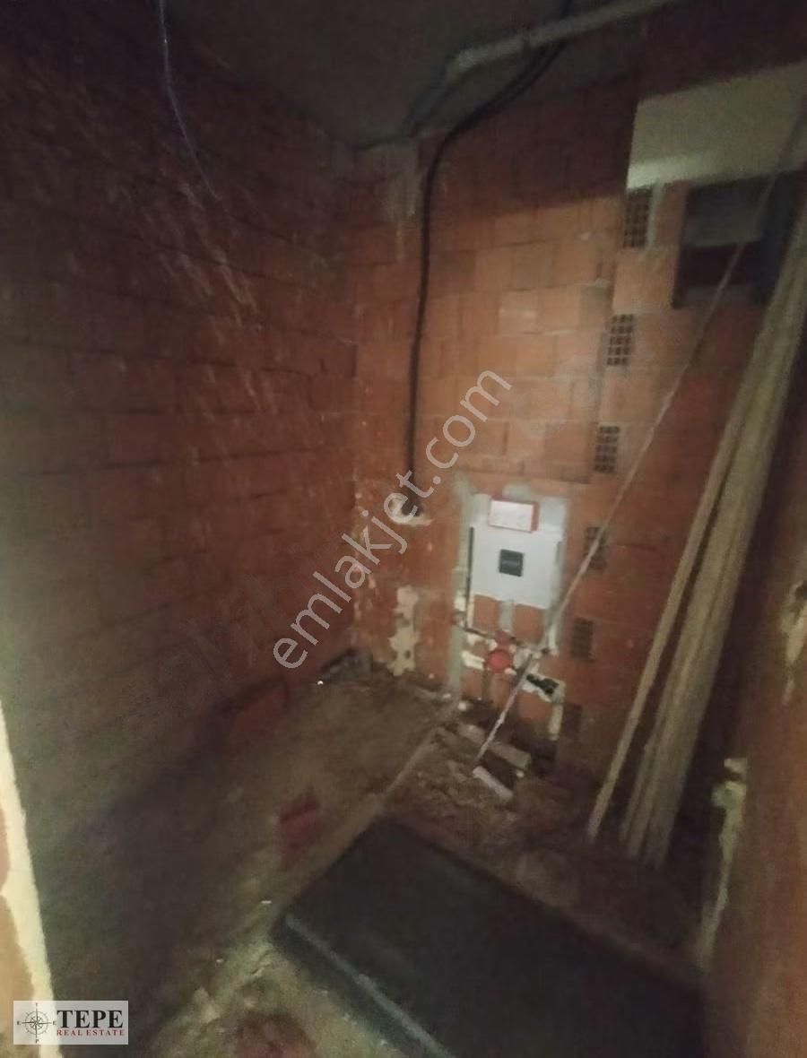 Tepe"den Tek Yetkili İdealtepede 2+1 Balkonlu Kapalı Mutfak