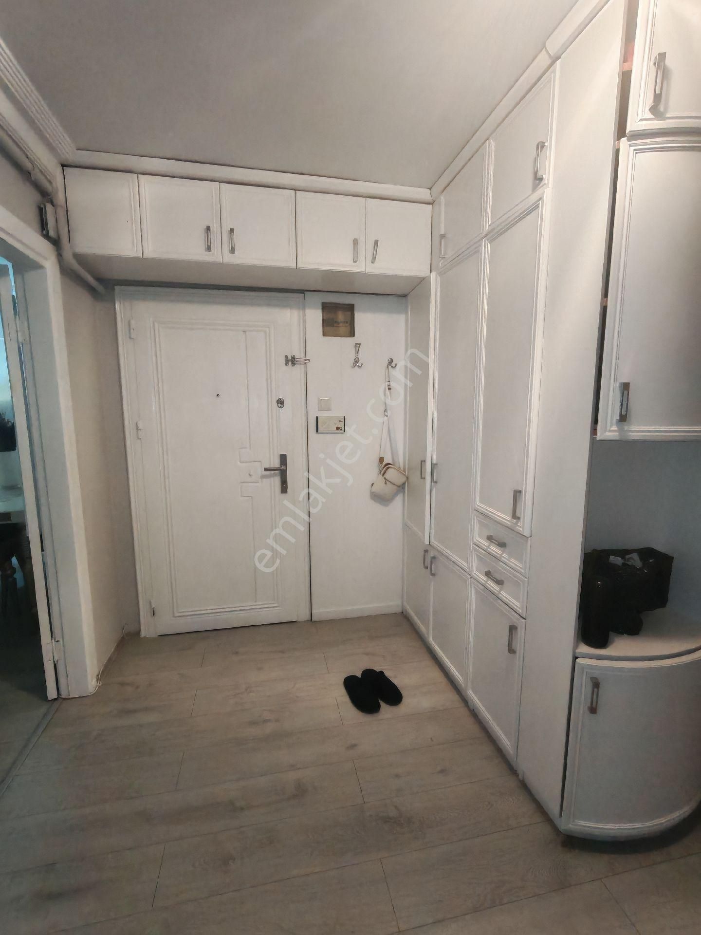 Barış Gayrimenkul'den 3+1 Bakımlı Daire. - Görsel 16