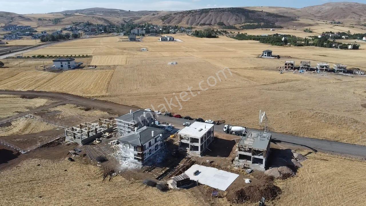 Sivas’ın Gözde Mahallesinde Yol Üstü Konumda Satılık Lüks Villalar - Görsel 16