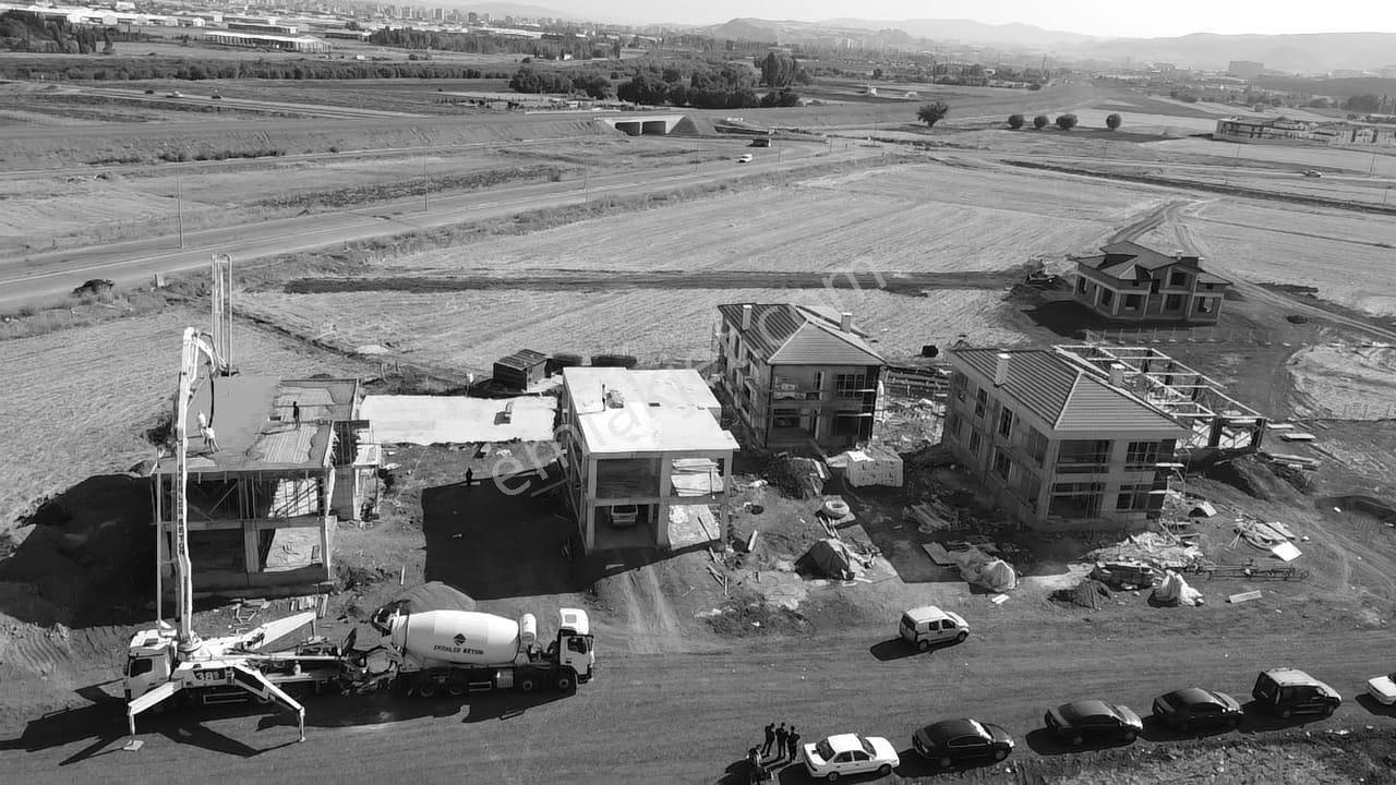 Sivas’ın Gözde Mahallesinde Yol Üstü Konumda Satılık Lüks Villalar - Görsel 6