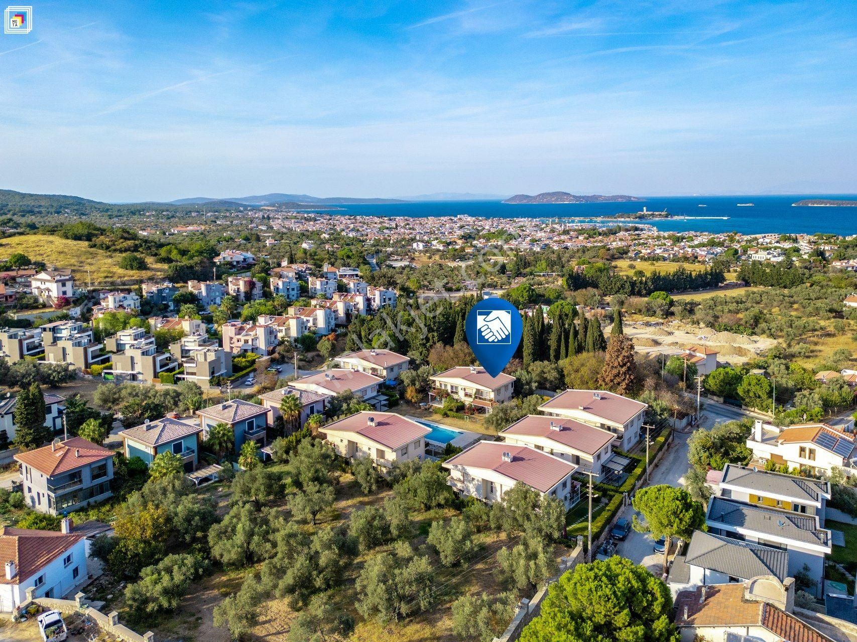 Urla Denizli Mah. Havuz Önü, Geniş Bahçeli Köşe Villa - Görsel 34