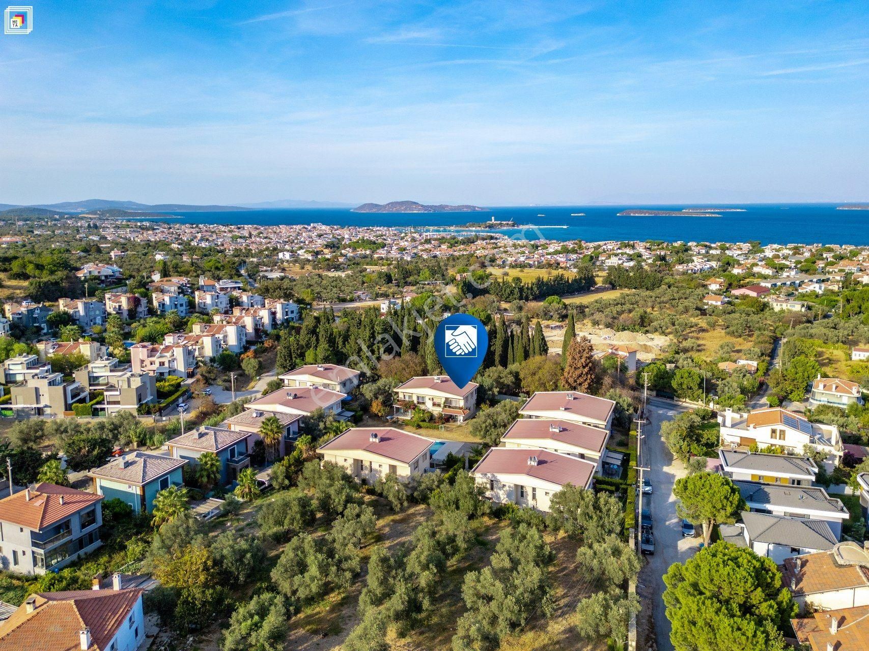 Urla Denizli Mah. Havuz Önü, Geniş Bahçeli Köşe Villa - Görsel 33