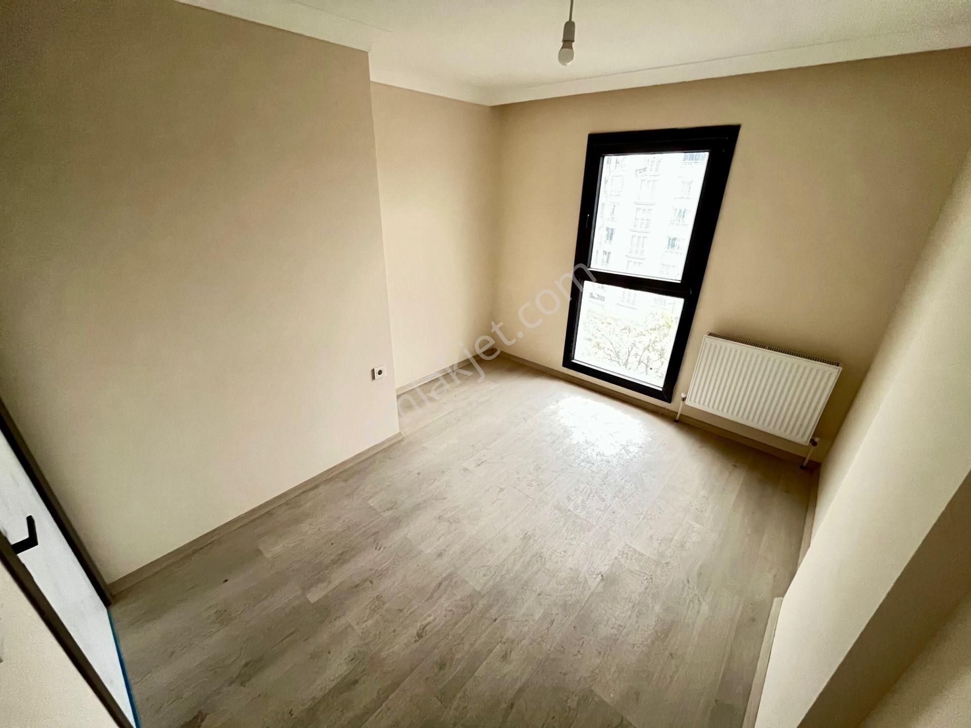 Akçay Sezgin Emlaktan Asansörlü & Doğalgazlı Satılık 1+1 Daire - Görsel 17
