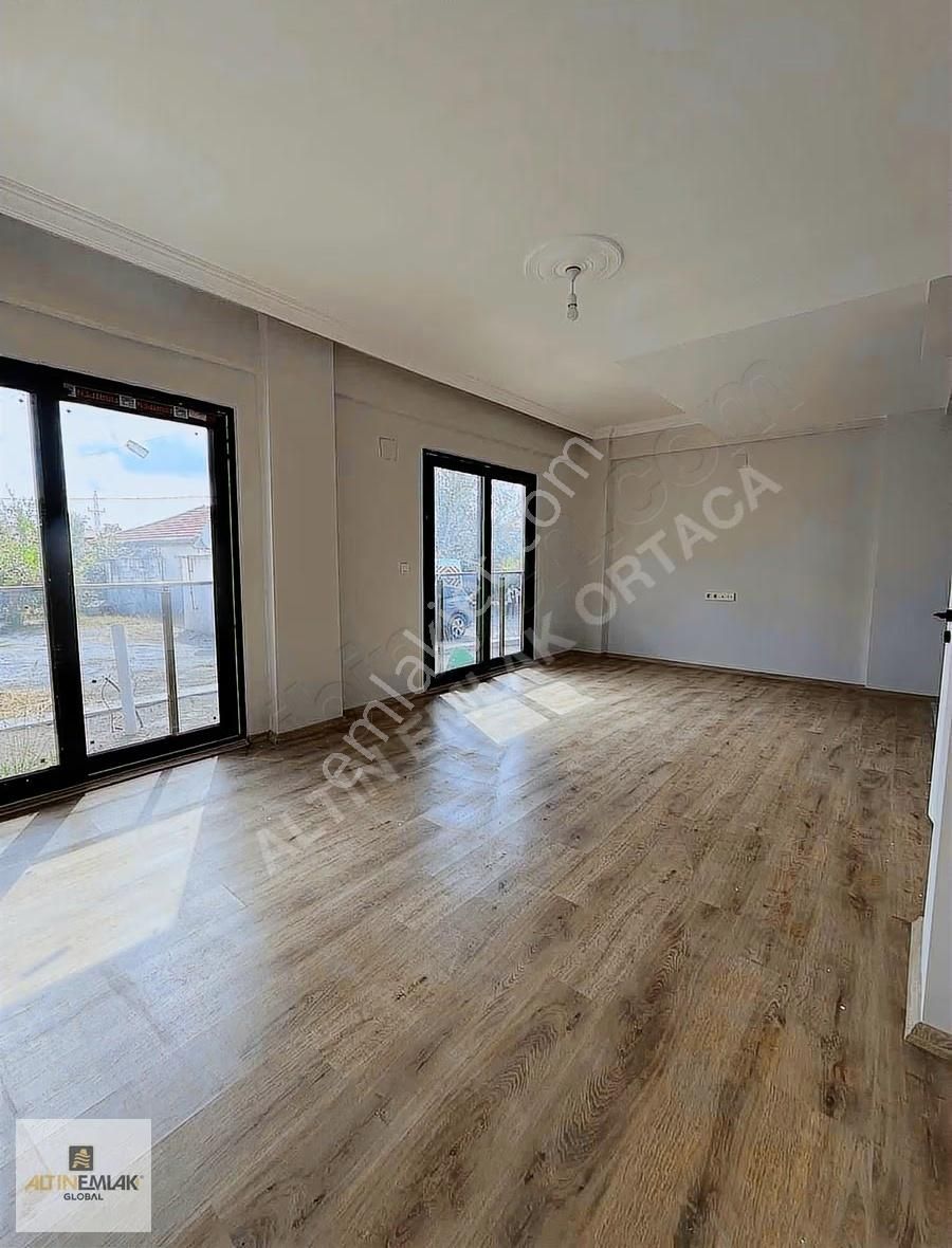 Altın Emlak Site İçinde Düz Girişli Havuzlu 3+1 Dublex - Görsel 8