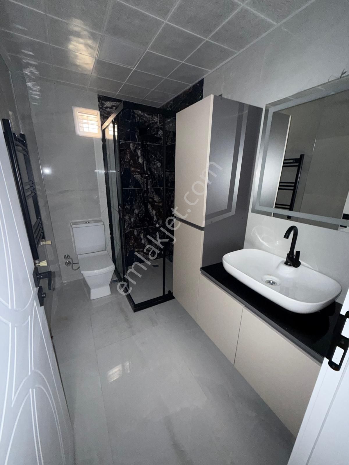 Mareşal Çakmak Mah'de Ara Katta Full Yapılı Satılık Daire - Görsel 26