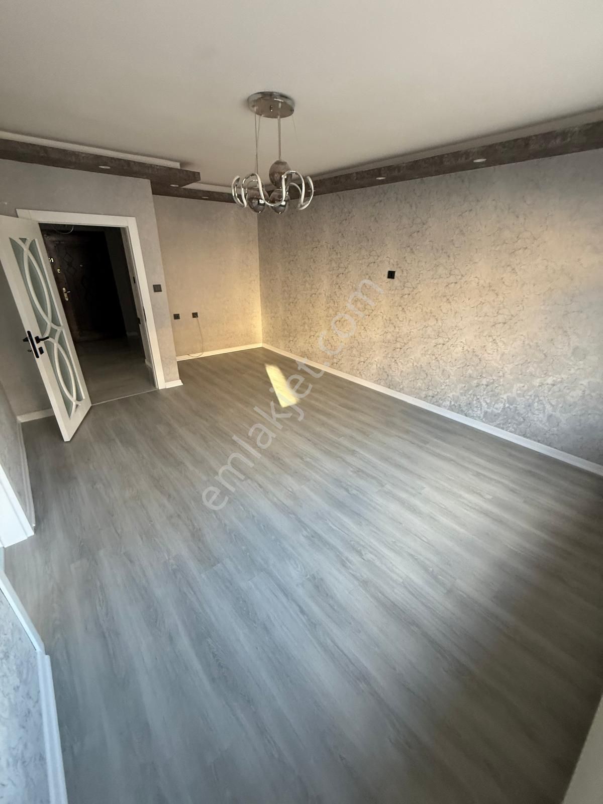 Mareşal Çakmak Mah'de Ara Katta Full Yapılı Satılık Daire - Görsel 13