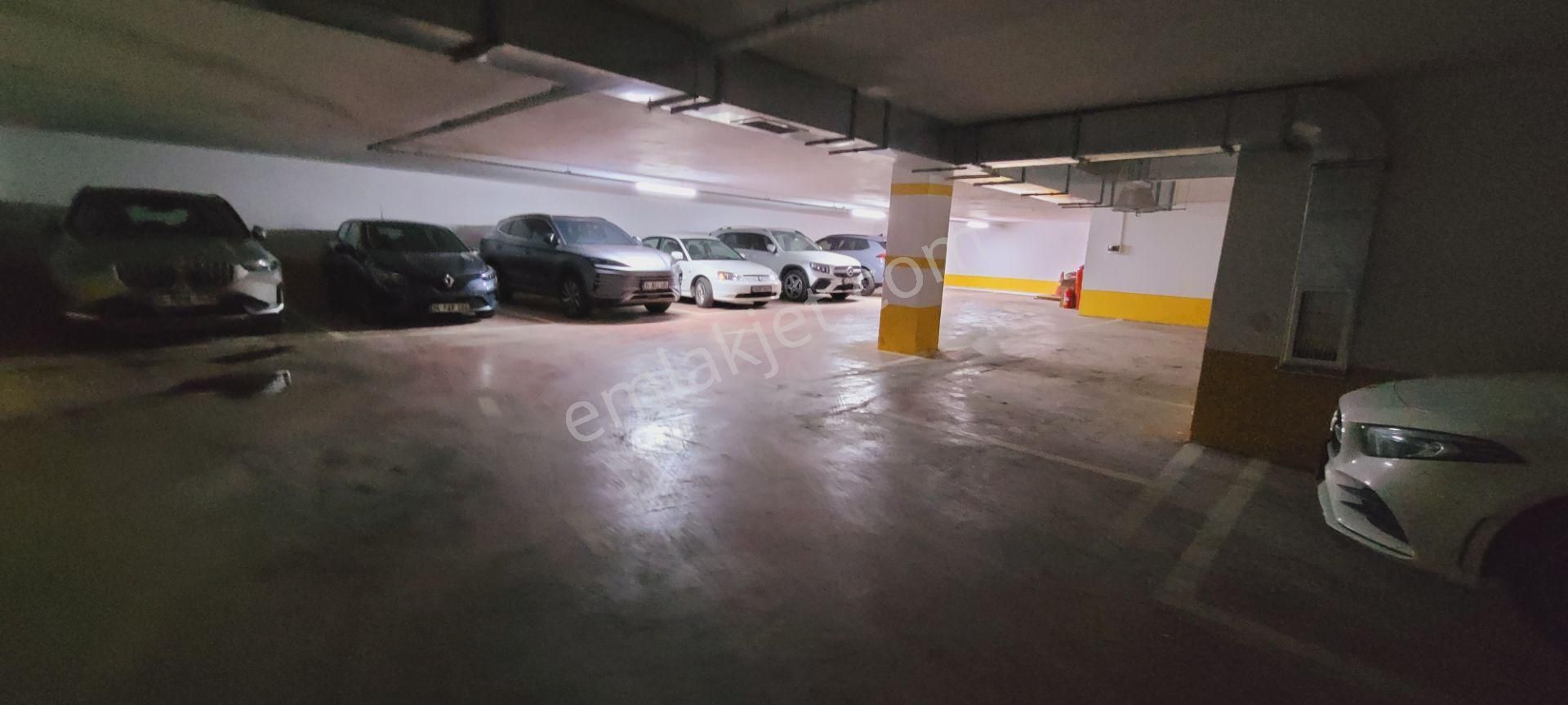 Eriş Emlaktan Kozyatağında Minibüs Yoluna Yakın 2+1 Yeni Bina - Görsel 15