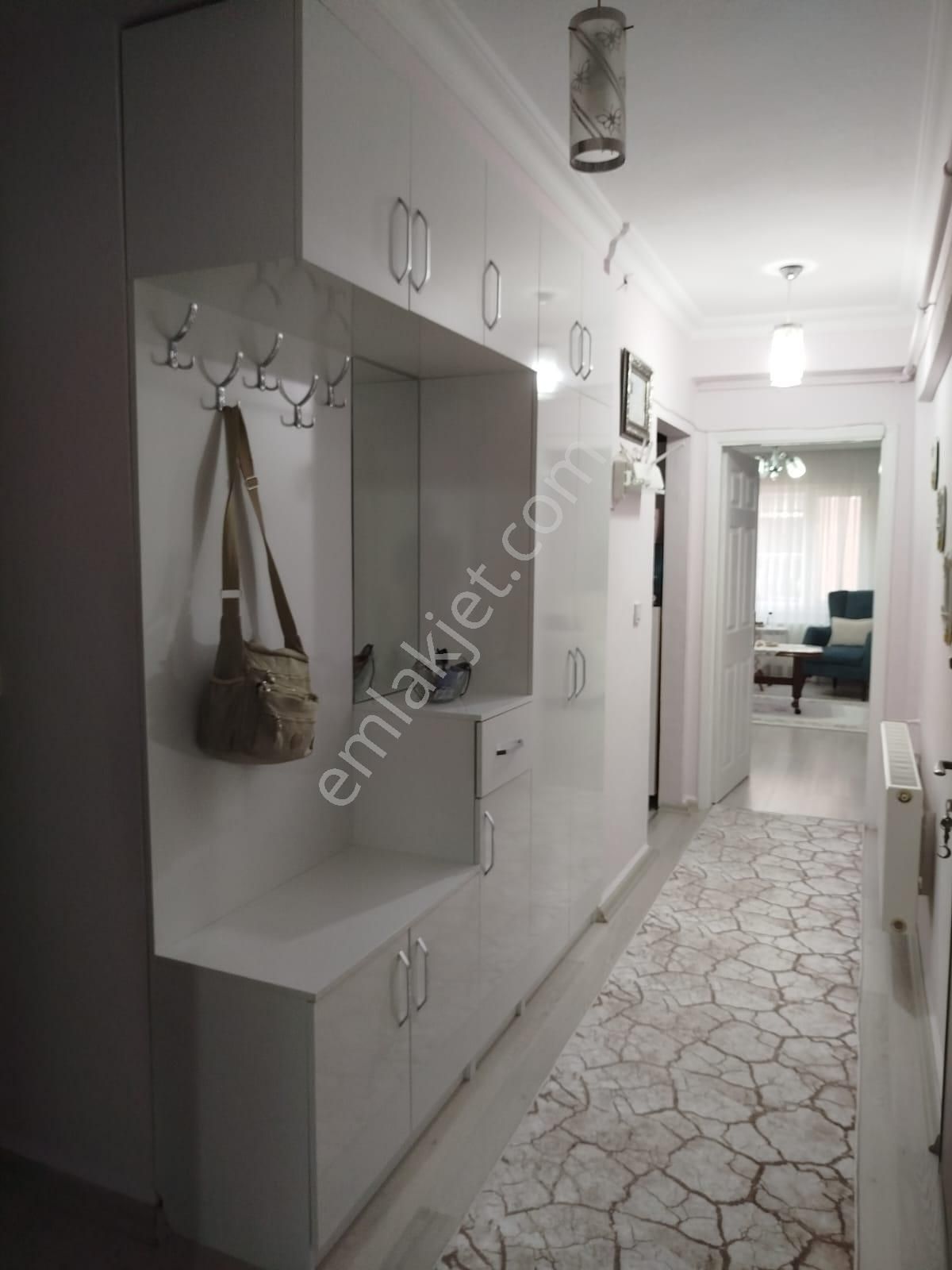 Çanakkale Barbaros Mahallesi’nde Fırsat 2+1 Daire Satılık - Görsel 3