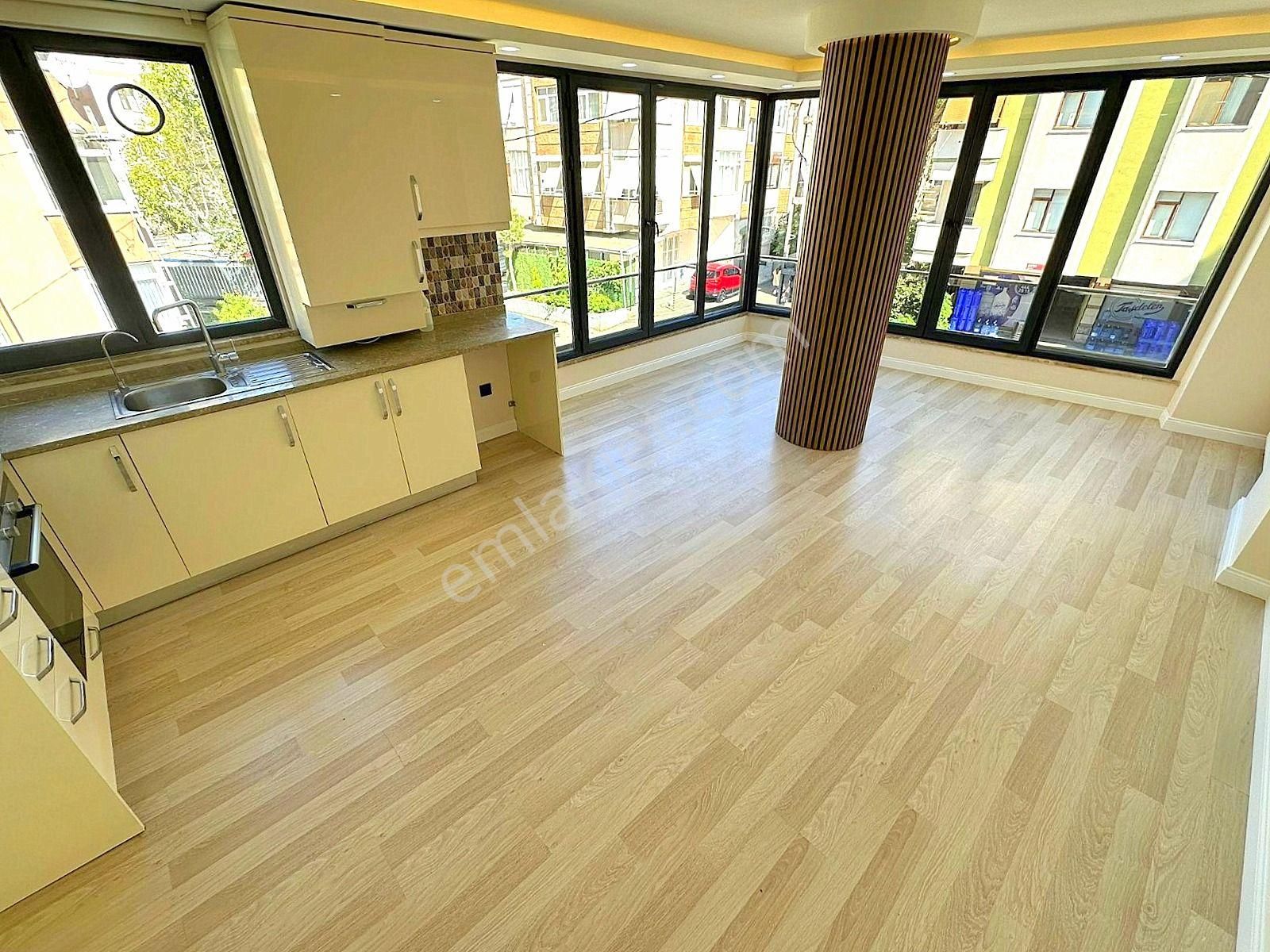 ▃birikim▃altıntepe'de Minibüse Çok Yakın 2.katta Ön Köşe Boş 2+1