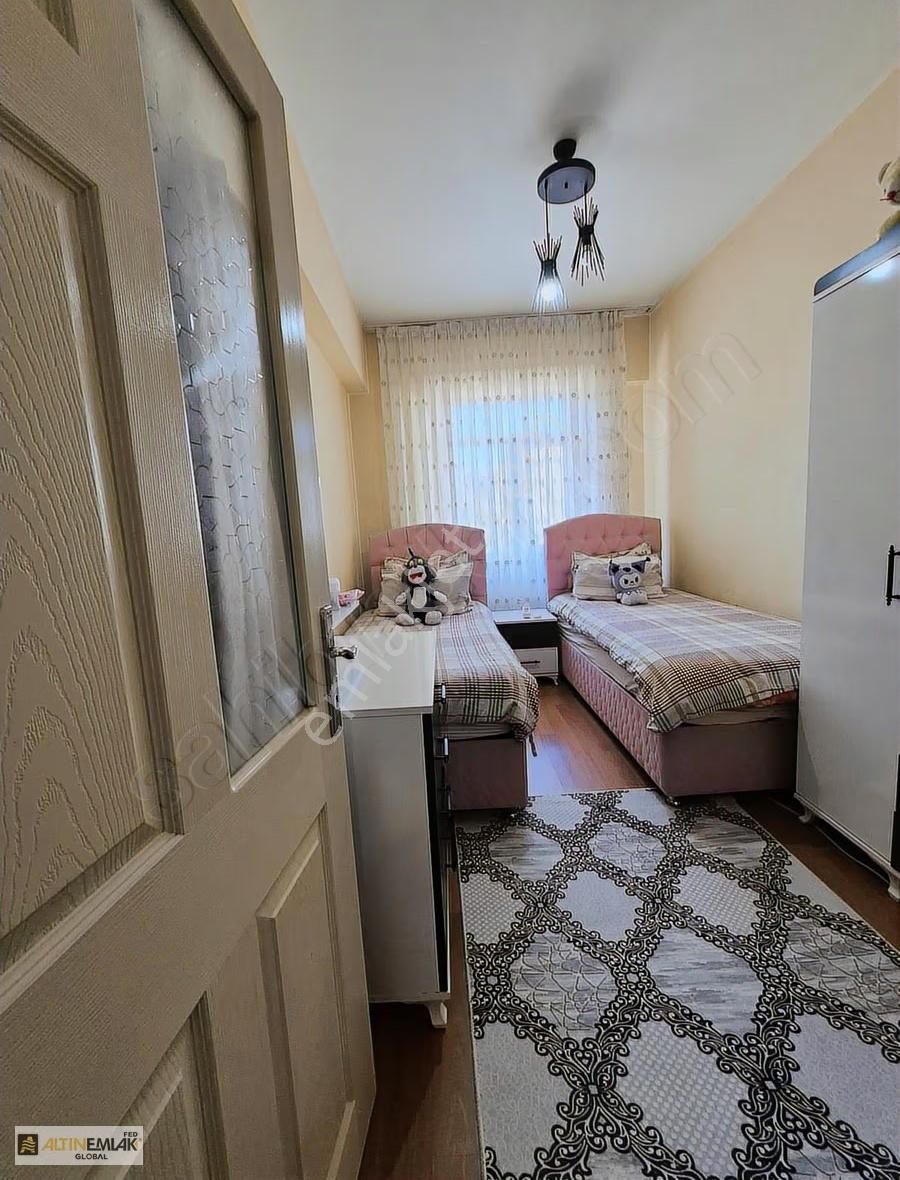 Yenişehir Geniş Eras Siteleri'nde 3+1 Cadde Cepheli Fırsat Daire - Görsel 13