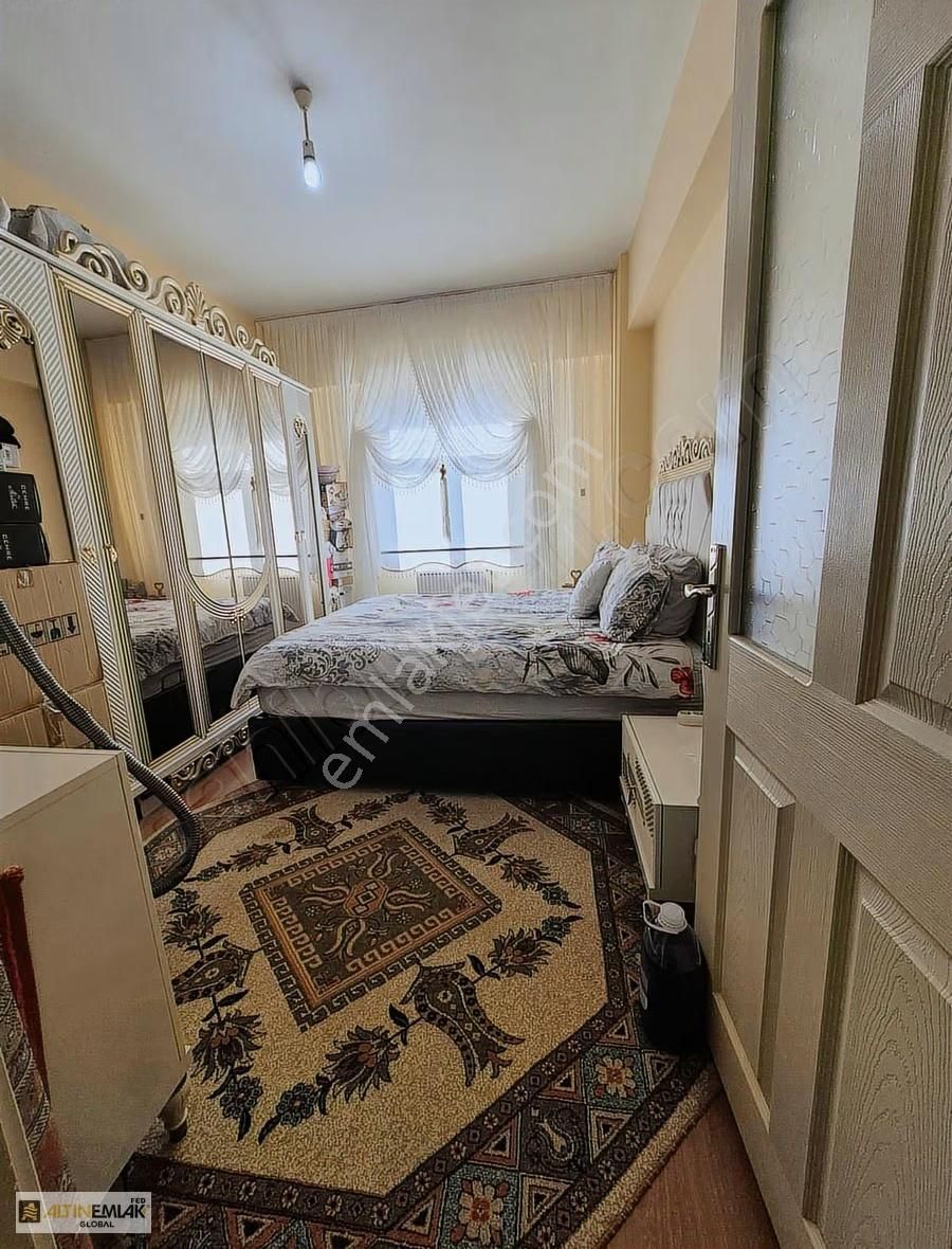 Yenişehir Geniş Eras Siteleri'nde 3+1 Cadde Cepheli Fırsat Daire - Görsel 12