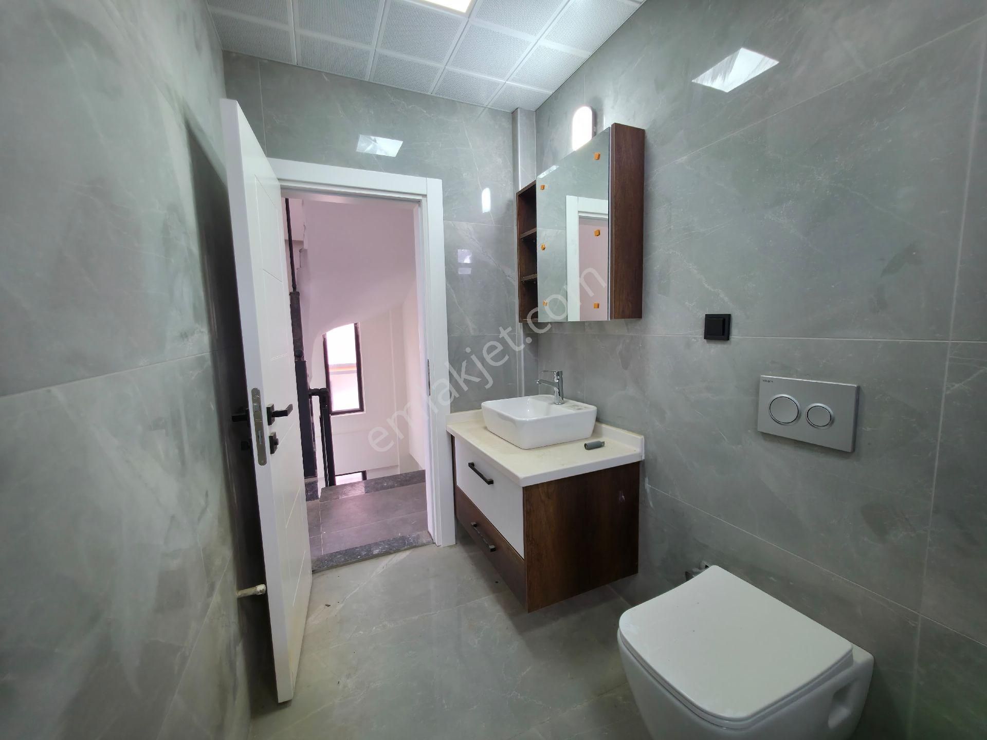**geniş Salon Ve Odalı 3+1 Villa ** - Görsel 10