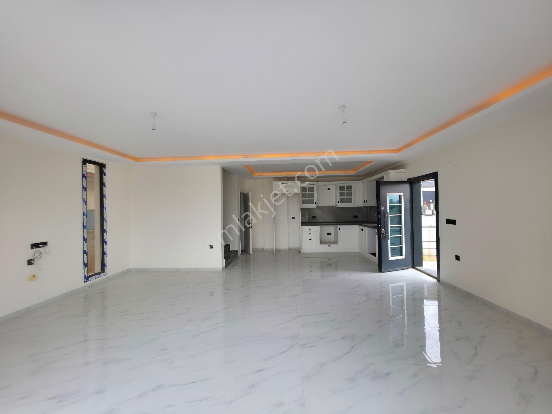 **geniş Salon Ve Odalı 3+1 Villa ** - Görsel 5