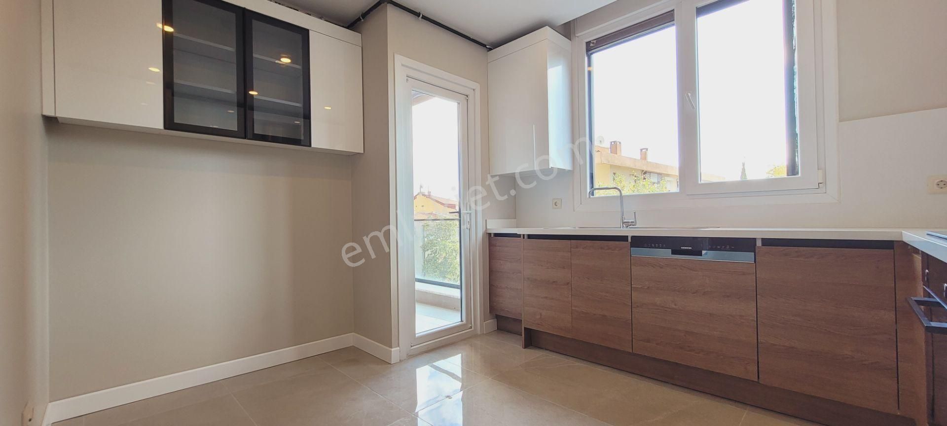 Eriş Emlaktan Bostancı Çarşıda Net 110m2 3+1 Yenibinada Balkonlu - Görsel 3