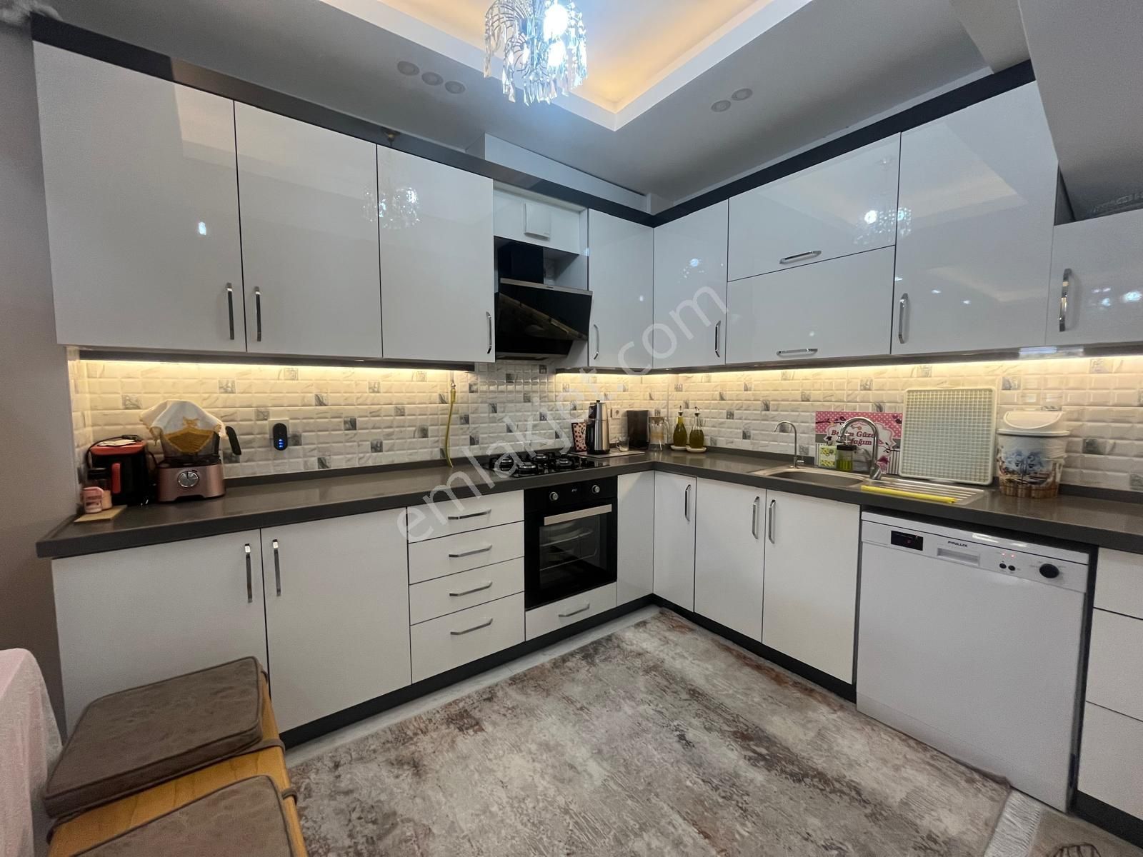 Menderes Turyap'tan Kemalpaşa Mh. 3+1 Satılık Triplex Villa - Görsel 5