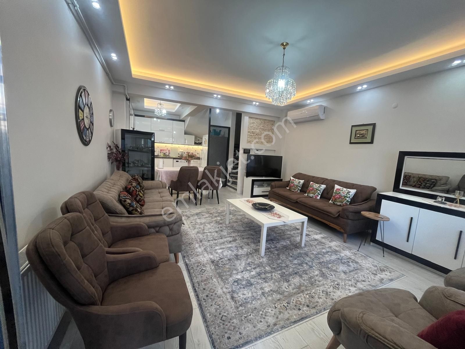 Menderes Turyap'tan Kemalpaşa Mh. 3+1 Satılık Triplex Villa - Görsel 3