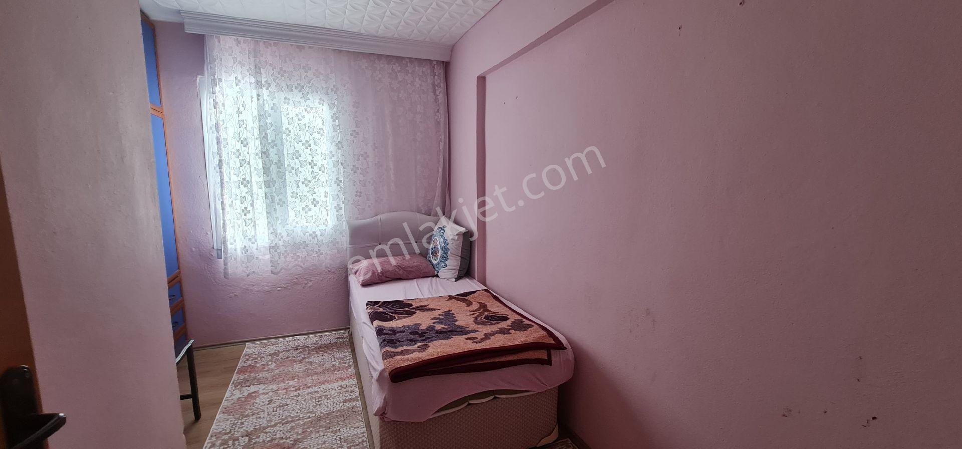 Kuşadası Merkeze Yakın Konumdassatılık Ferah Daire - Görsel 12