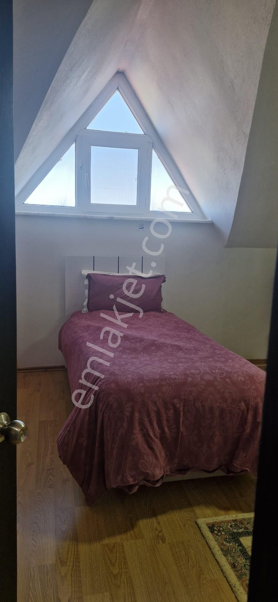 Gölbaşı Oyaca Mahallesi Haymana Bulvarı Üzerinde Satılık 3+1 Dubleks Müstakil Ev - Görsel 24