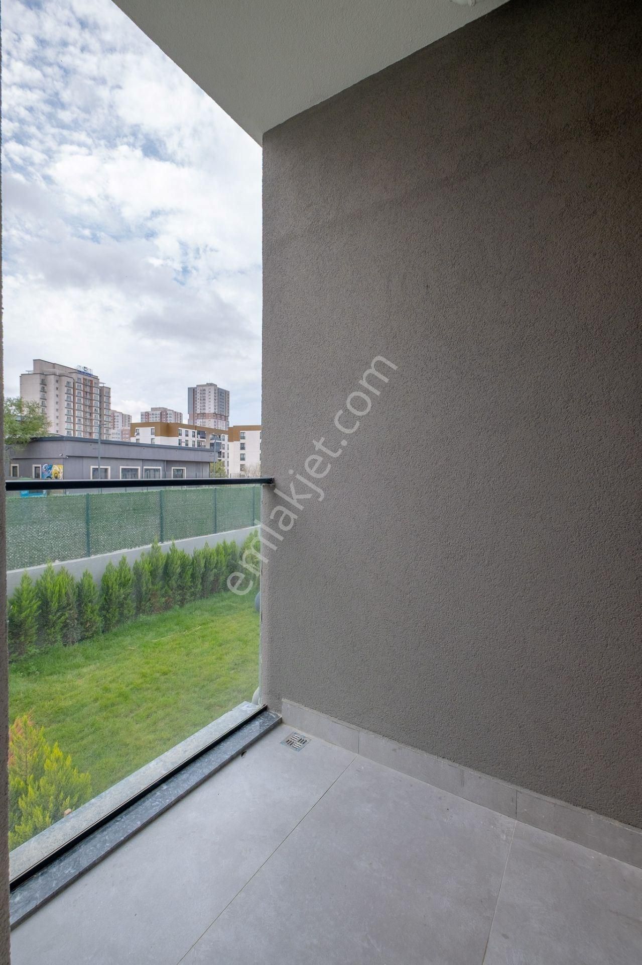 Bahçeşehir'de Senet Vadeli Satılık 4+2 Villa Müstakil Yaşam İmkanı - Görsel 19