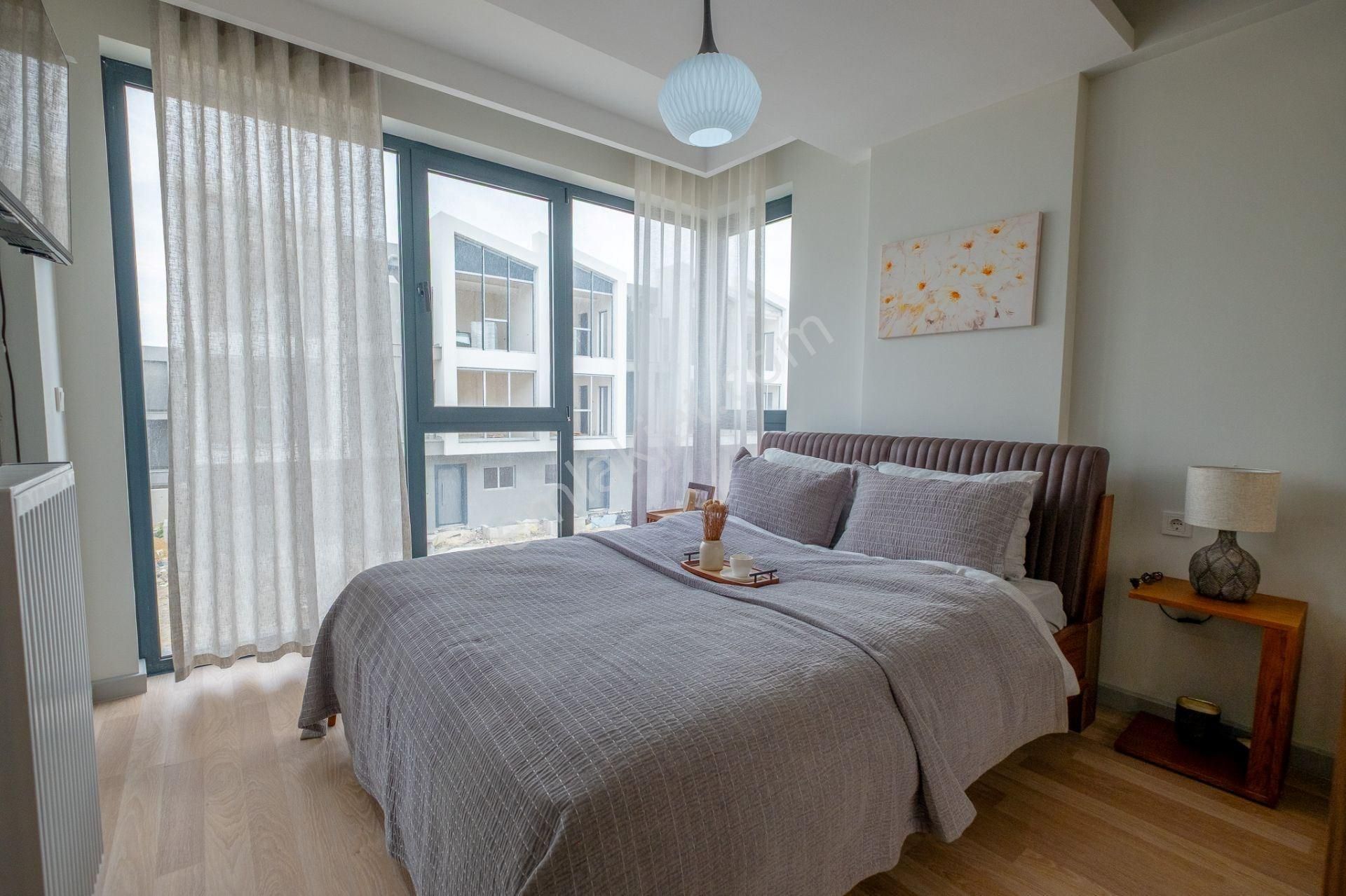 Bahçeşehir'de Senet Vadeli Satılık 4+2 Villa Müstakil Yaşam İmkanı - Görsel 11