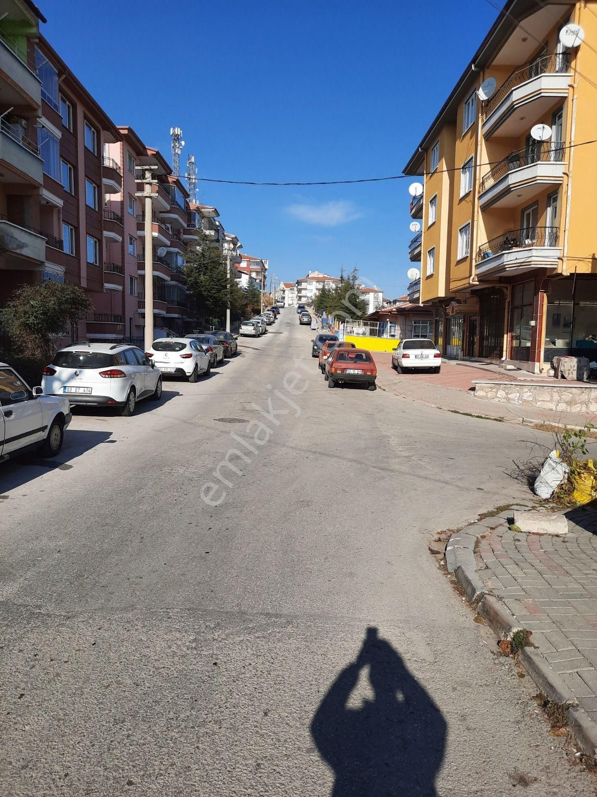 Tezcan Emlaktan İstiklal Mah 3+1 Daire - Görsel 14