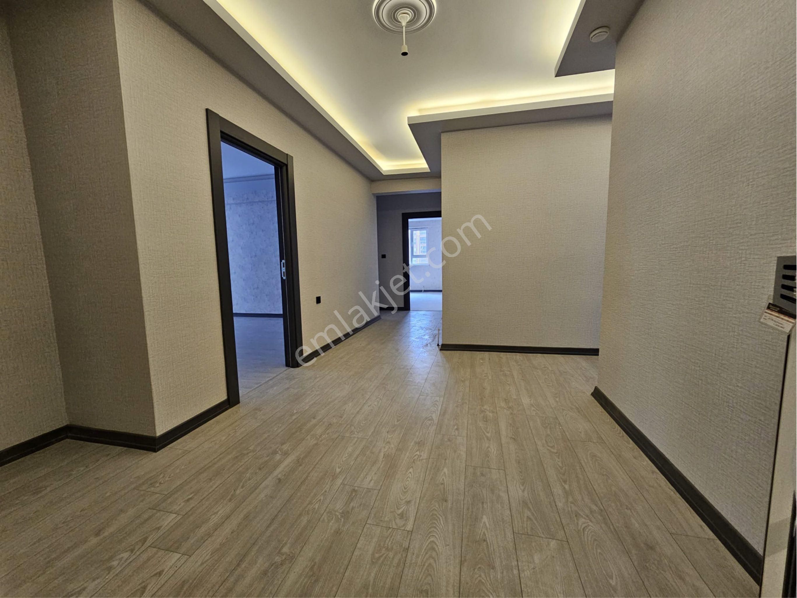 Mehmet Ali Taylan Emlak İnşaattan Karapürçek Mah. 4+1 Yerden Isıtmalı Satilik Daire - Görsel 21