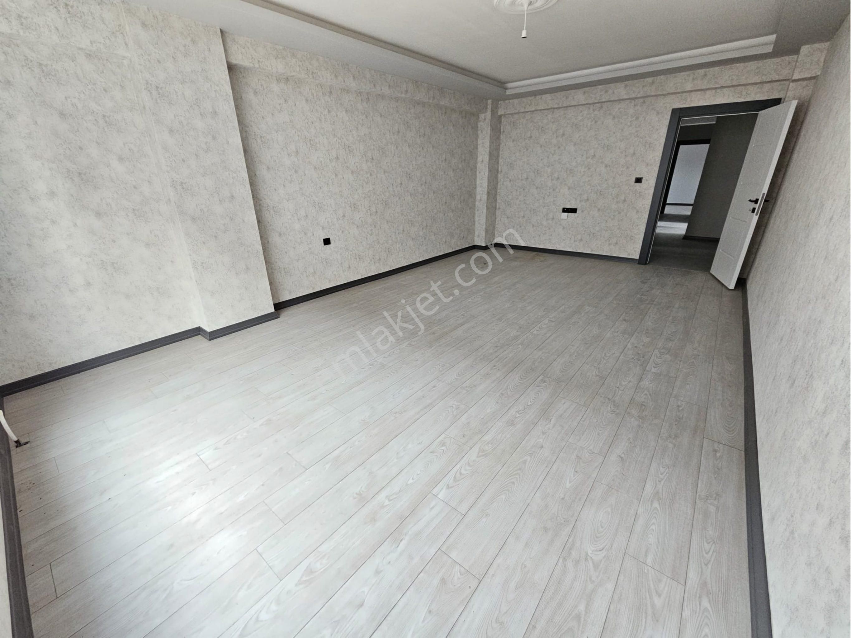 Mehmet Ali Taylan Emlak İnşaattan Karapürçek Mah. 4+1 Yerden Isıtmalı Satilik Daire - Görsel 8