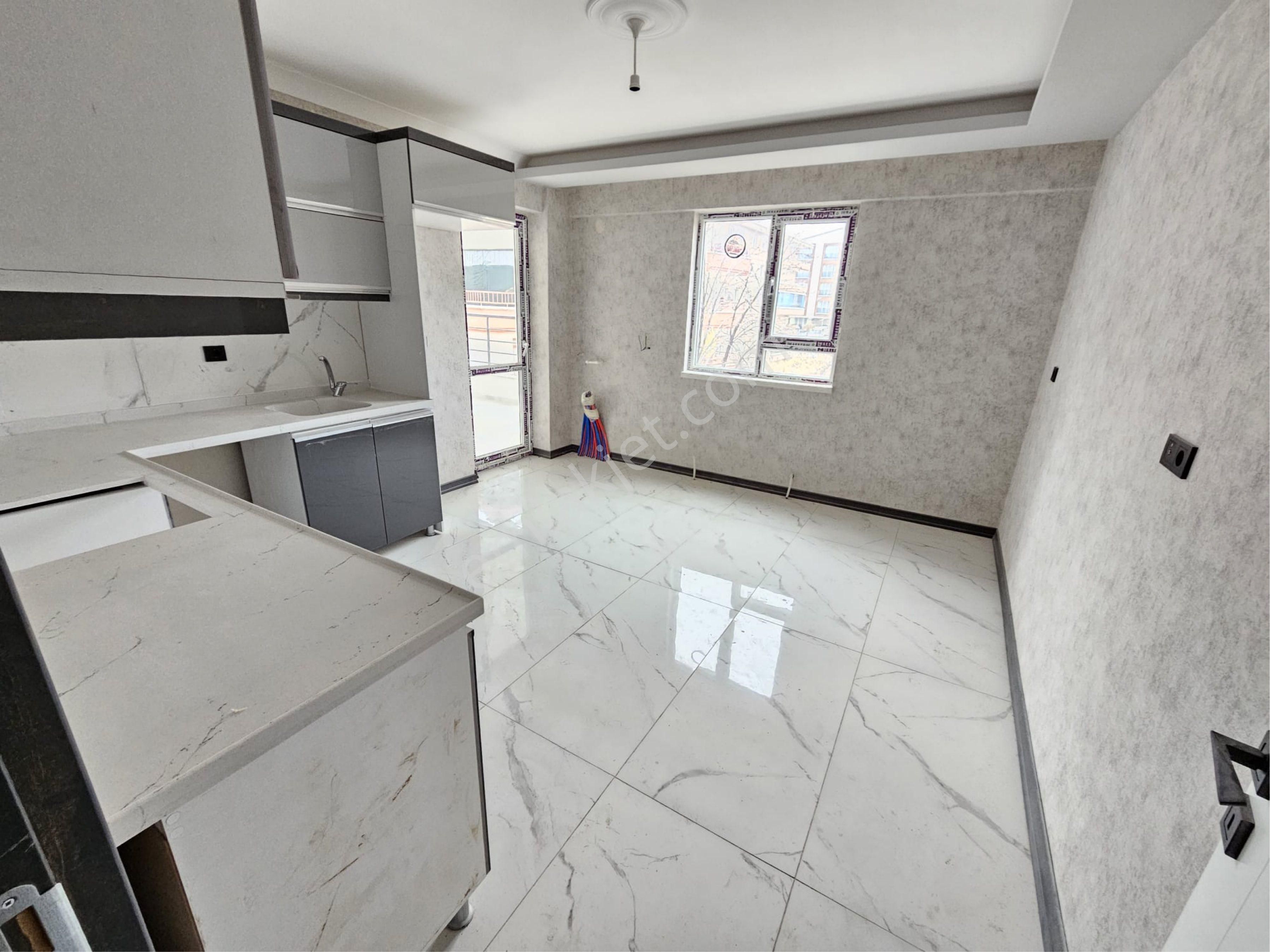 Mehmet Ali Taylan Emlak İnşaattan Karapürçek Mah. 4+1 Yerden Isıtmalı Satilik Daire - Görsel 5