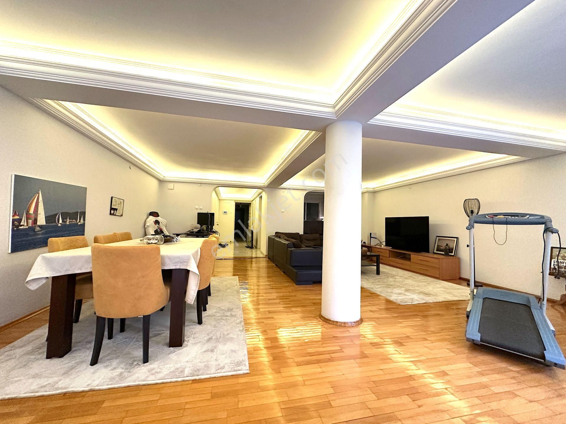 Güzelyalı Mithatpaşa Cadde Üzeri Satılık Geniş 3+1 Fırsat Daire - Görsel 14