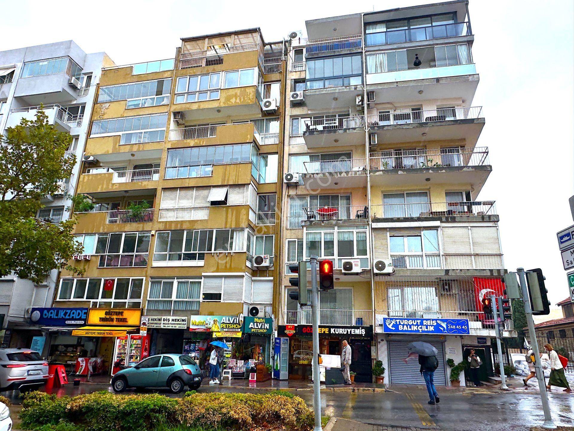 Güzelyalı Mithatpaşa Cadde Üzeri Satılık Geniş 3+1 Fırsat Daire - Görsel 4