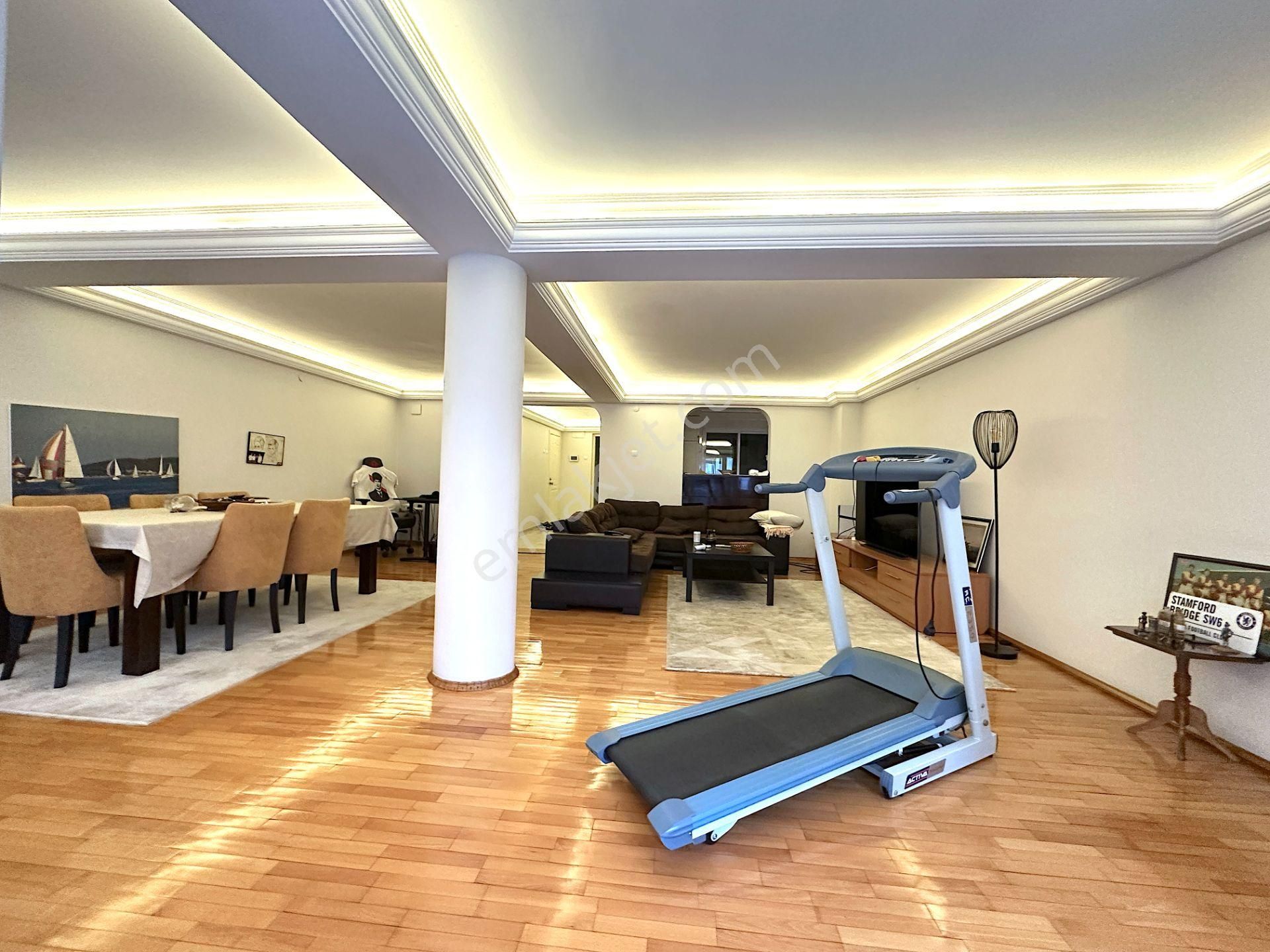 Güzelyalı Mithatpaşa Cadde Üzeri Satılık Geniş 3+1 Fırsat Daire - Görsel 11