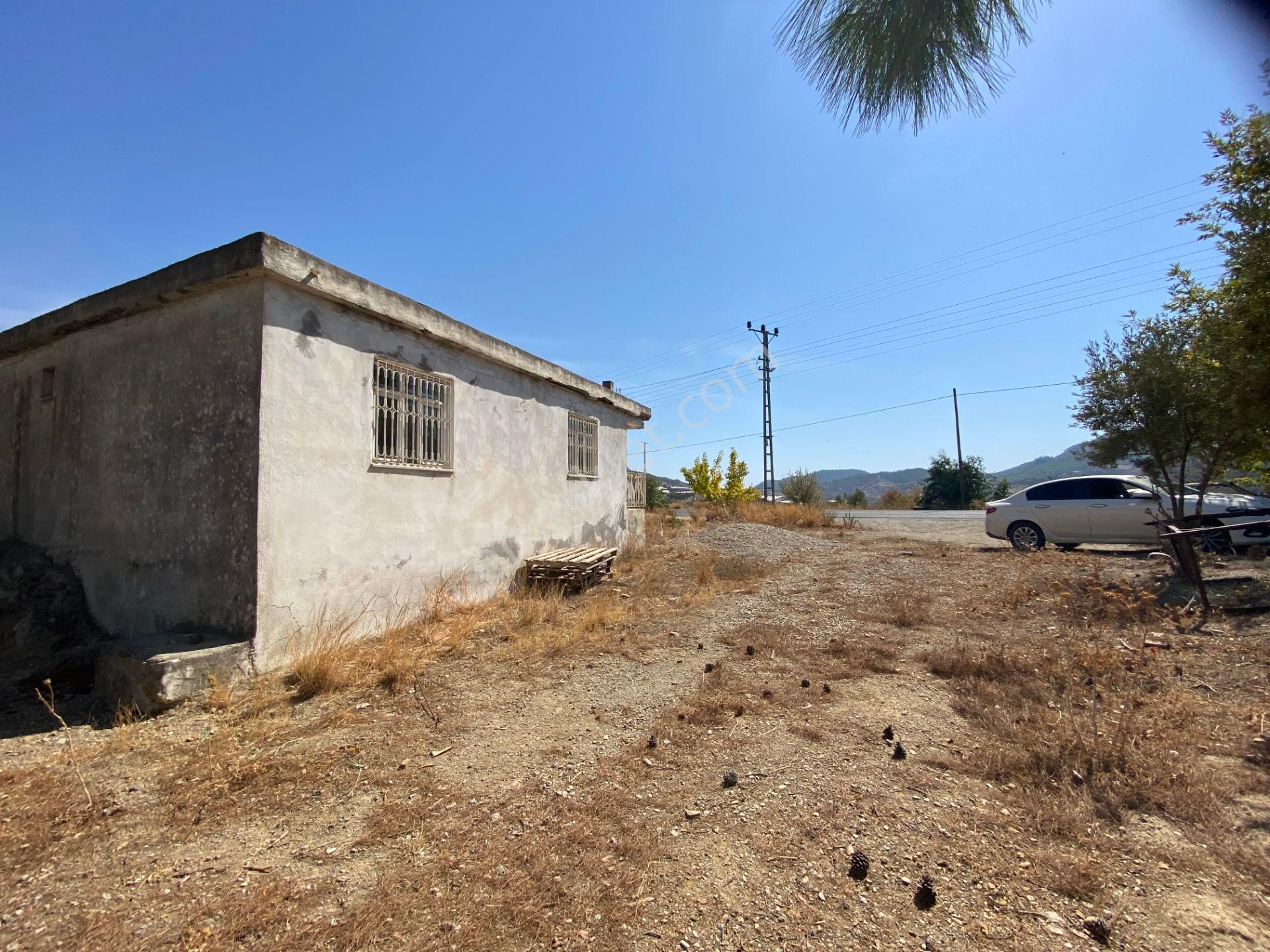Anamur Ermenek Yoluna Cepheli Satılık Ev Ve Tarla - Görsel 9