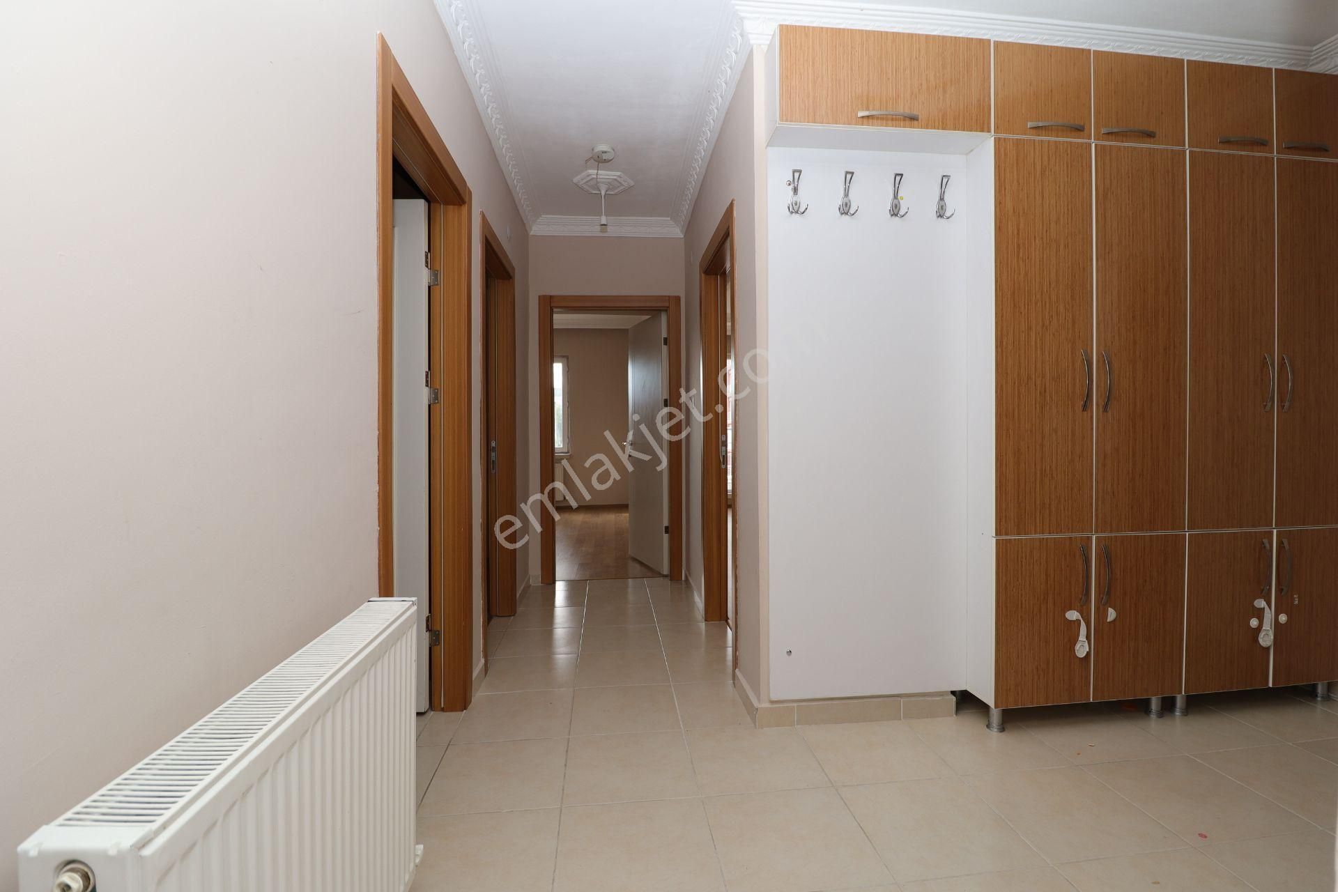 Akif'ten Elvankent Topçu'da Asansörlü Arakat 3+1 Kiralık Daire - Görsel 21