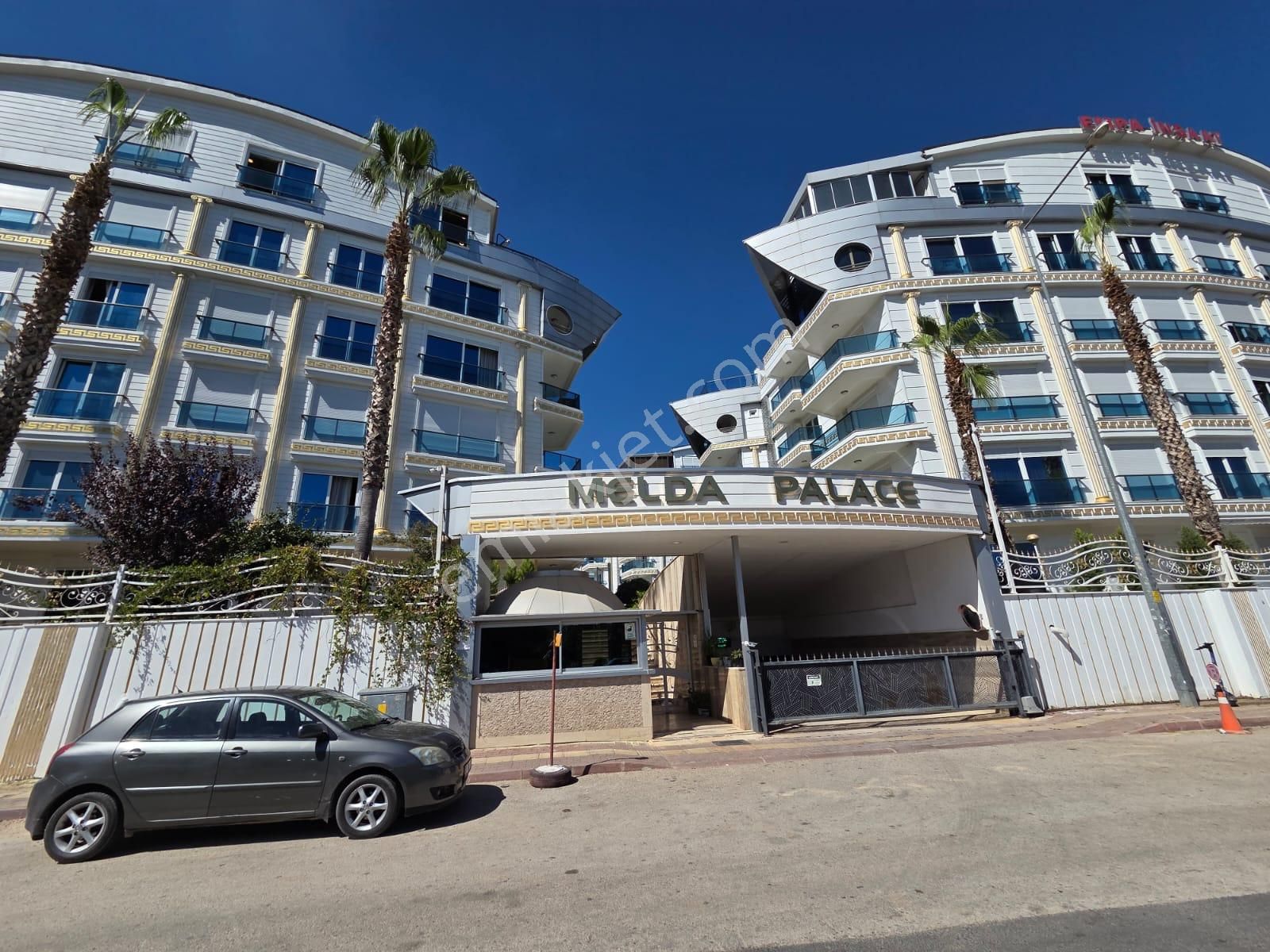 Hurma'da, Melda Palace'da, Satılık 3+1 Dubleks Lüks Daire - Görsel 22