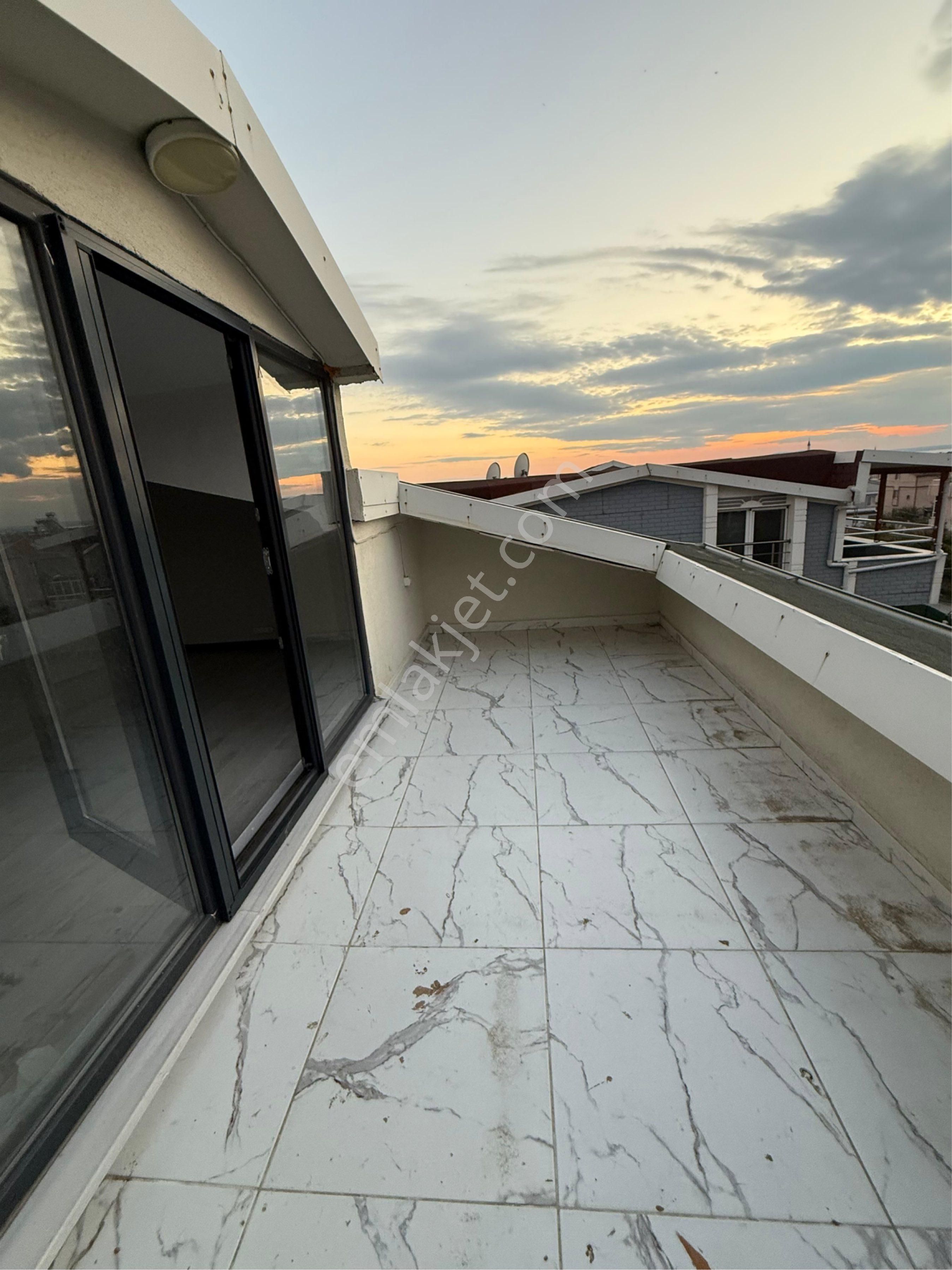 Tekirdağ Yeniçiftlikte Satılık Villa - Görsel 24