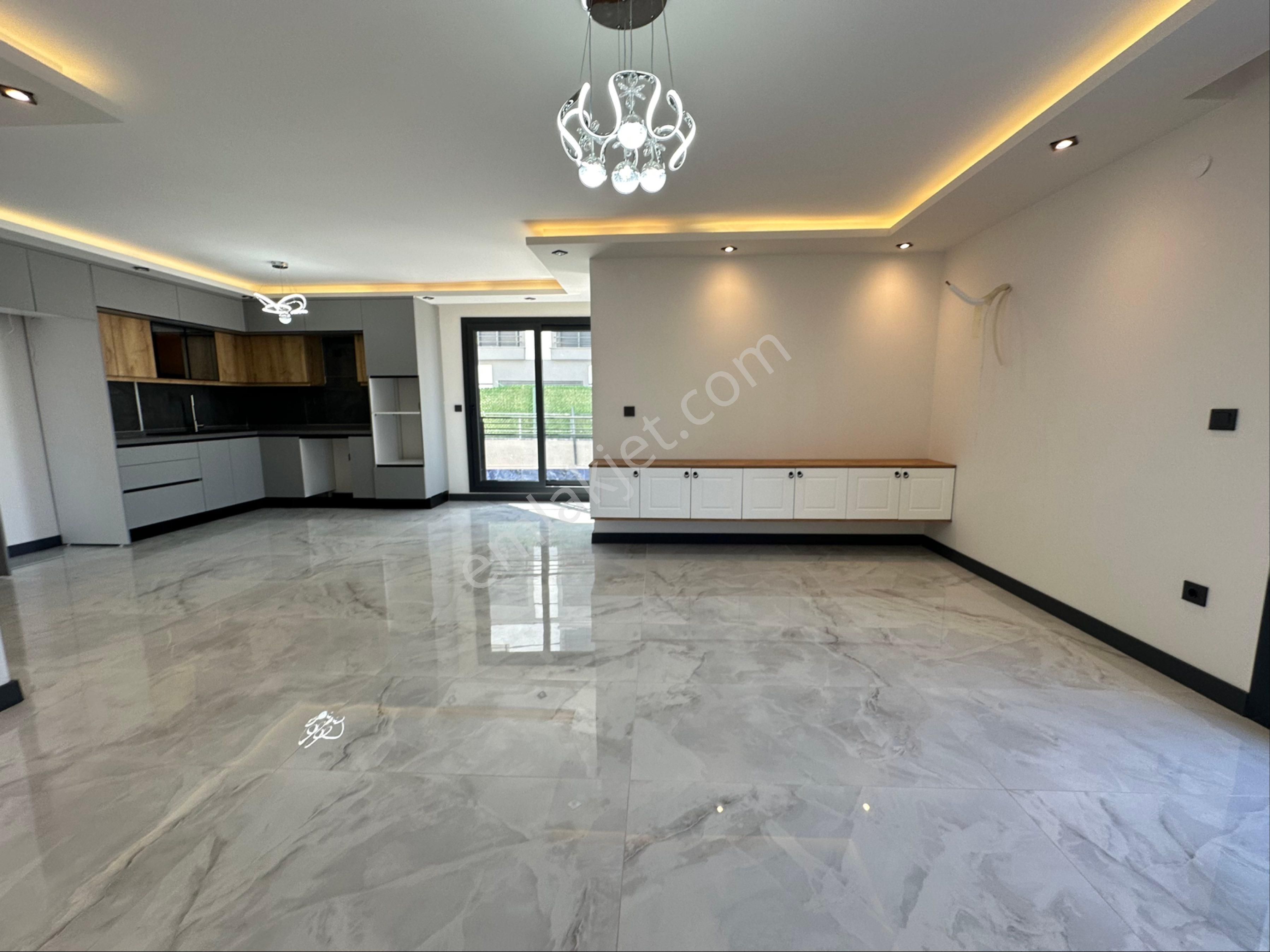 Didimde 3+1 Havuzlu Ultra Lüks Sıfır Villa - Görsel 9