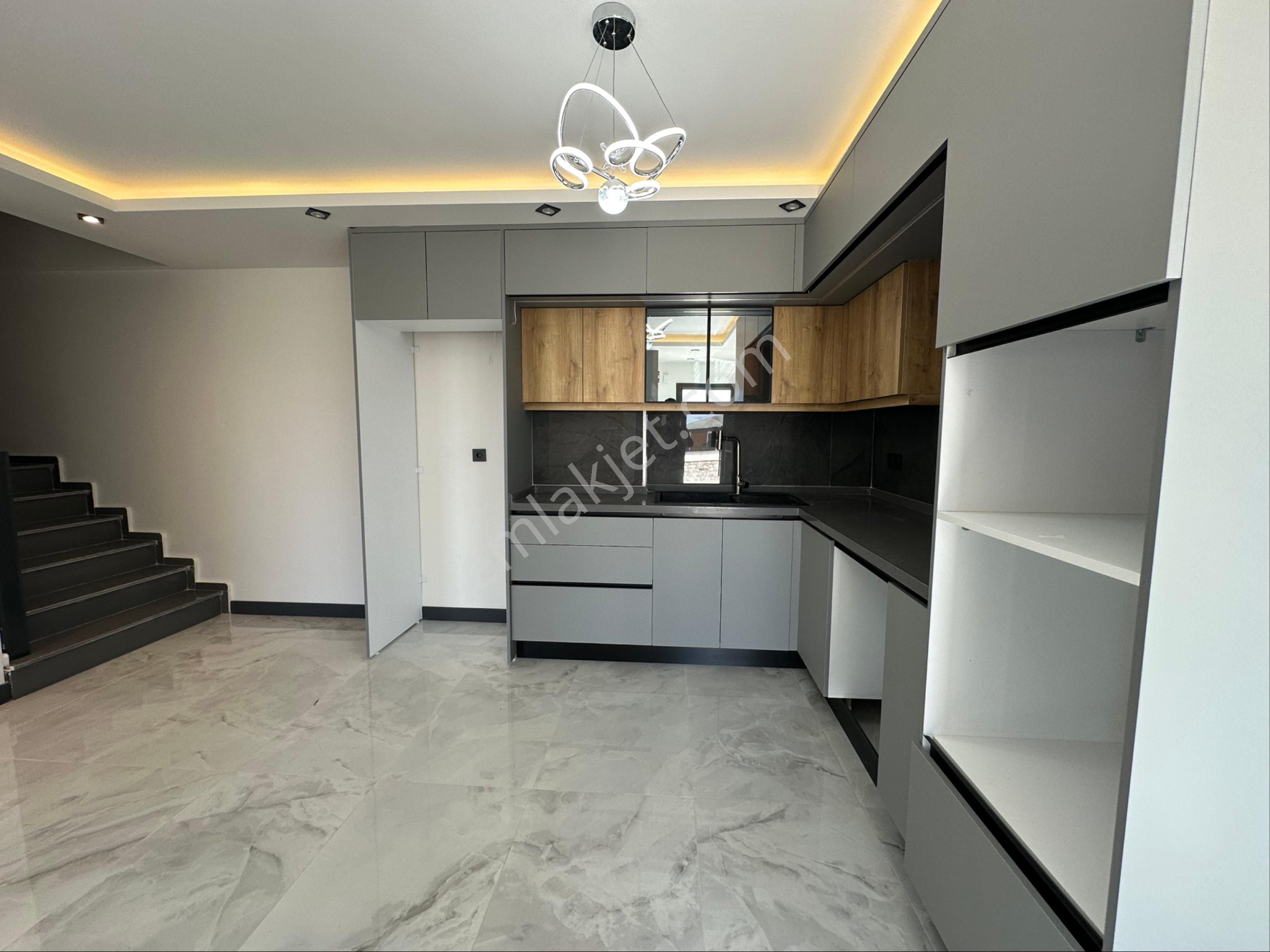 Didimde 3+1 Havuzlu Ultra Lüks Sıfır Villa - Görsel 13