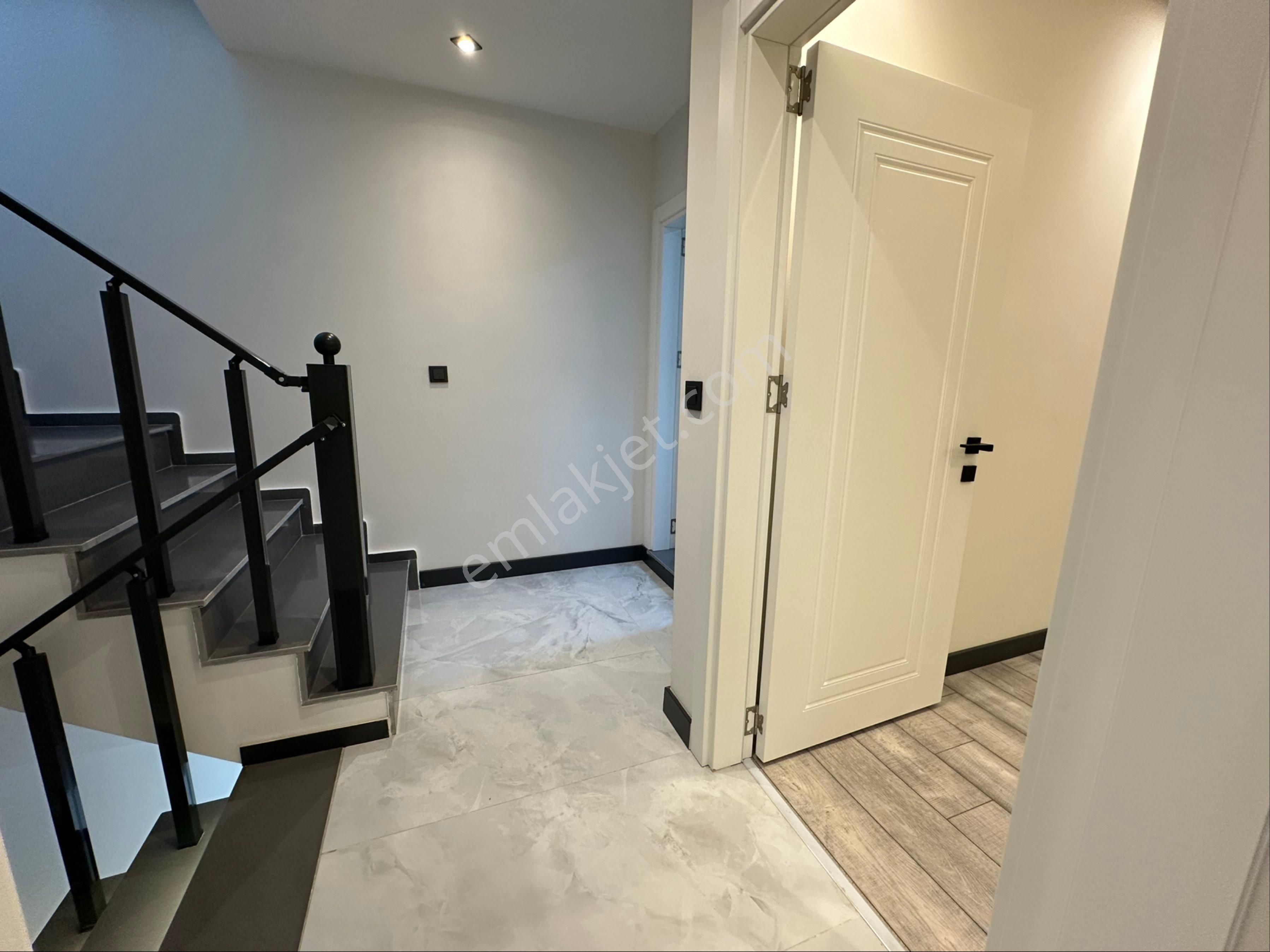 Didimde 3+1 Havuzlu Ultra Lüks Sıfır Villa - Görsel 20