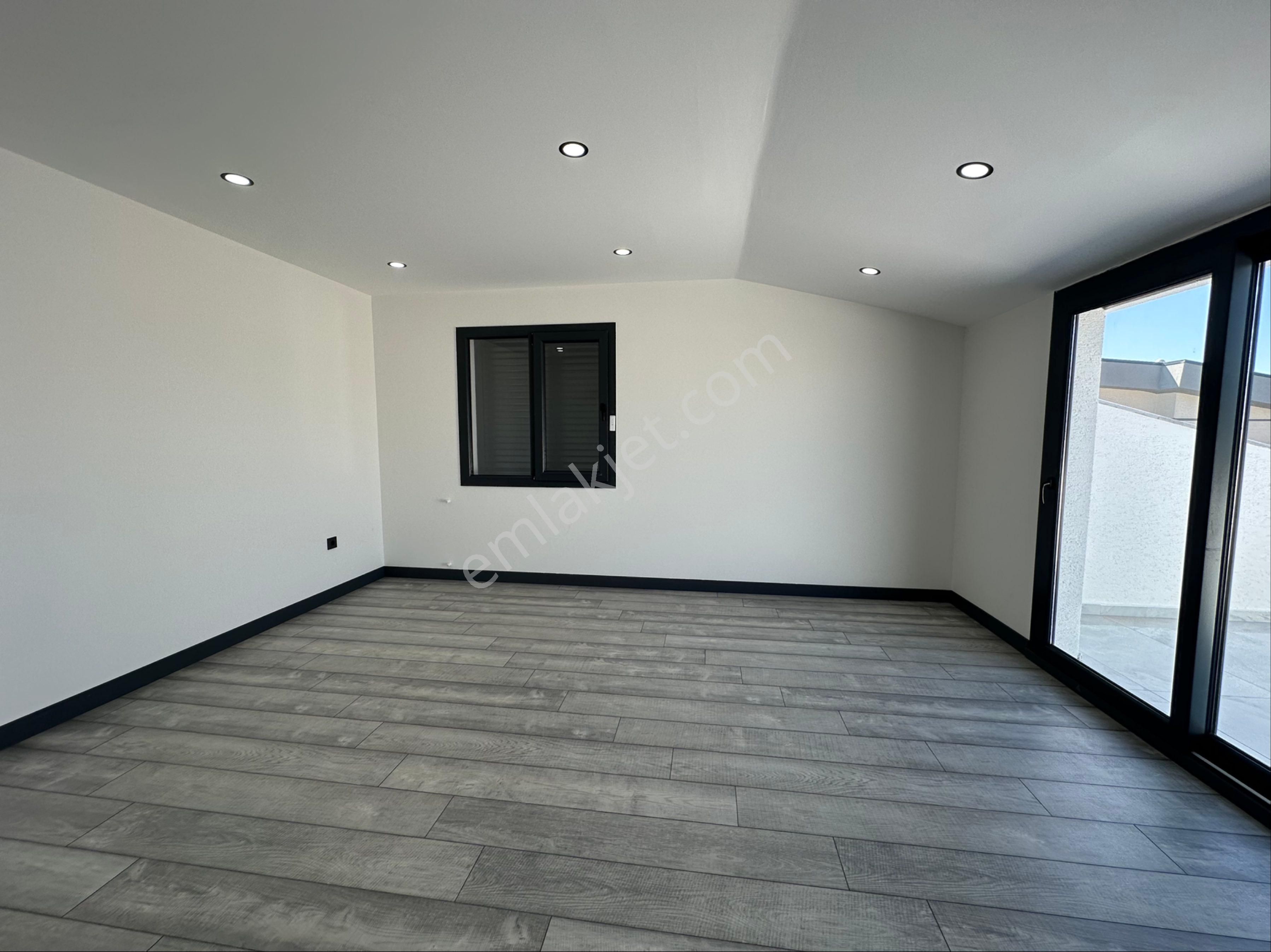 Didimde 3+1 Havuzlu Ultra Lüks Sıfır Villa - Görsel 29