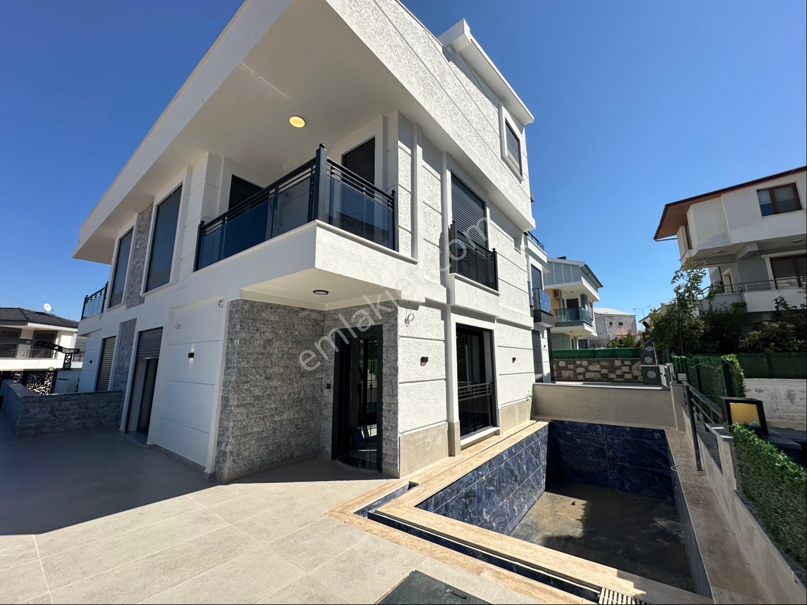 Didimde 3+1 Havuzlu Ultra Lüks Sıfır Villa - Görsel 2