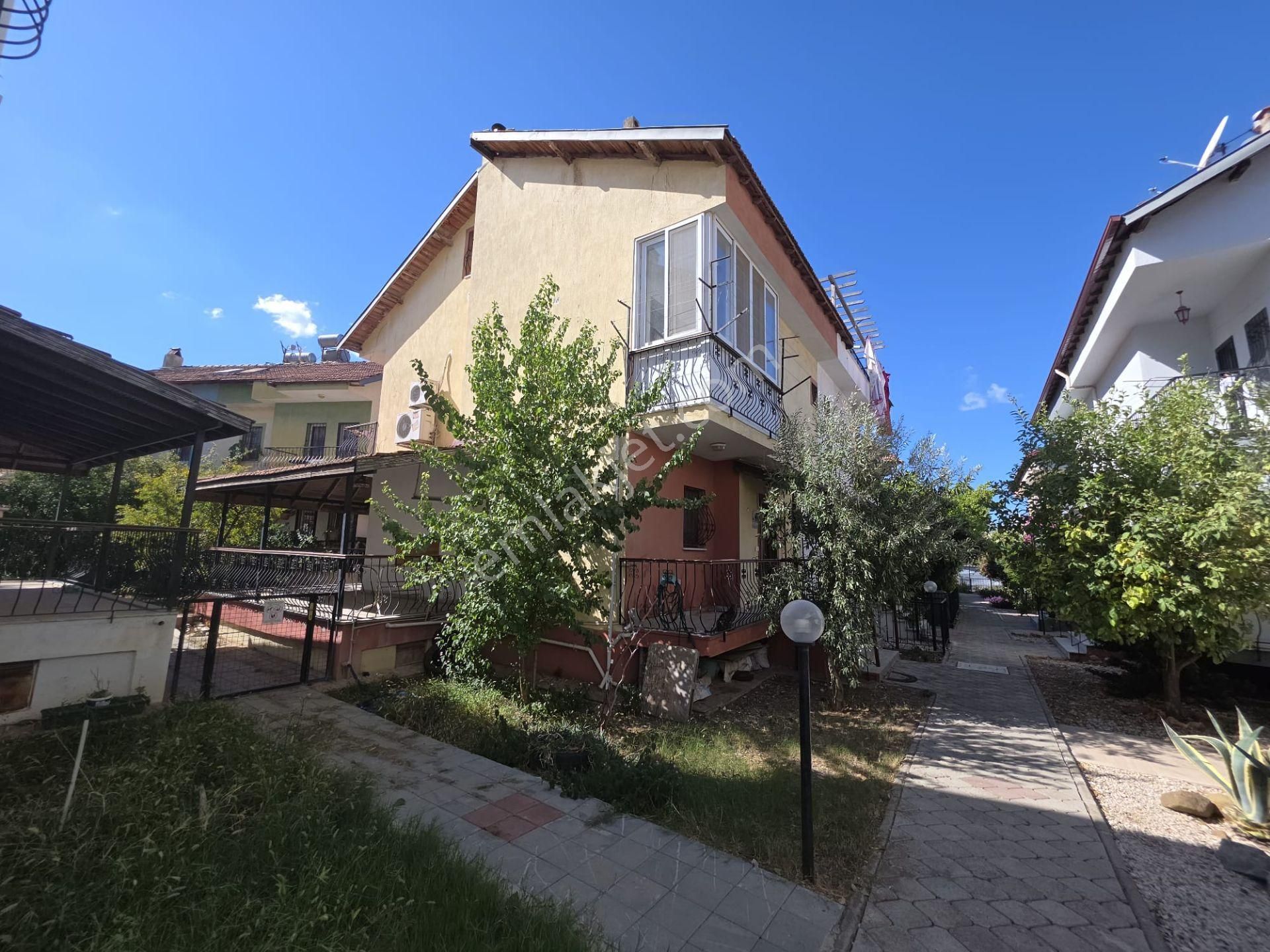 Goldhouse Dan Satılık Yeni Mahalle De Site İçinde Havuzlu 3+1 Villa - Görsel 5