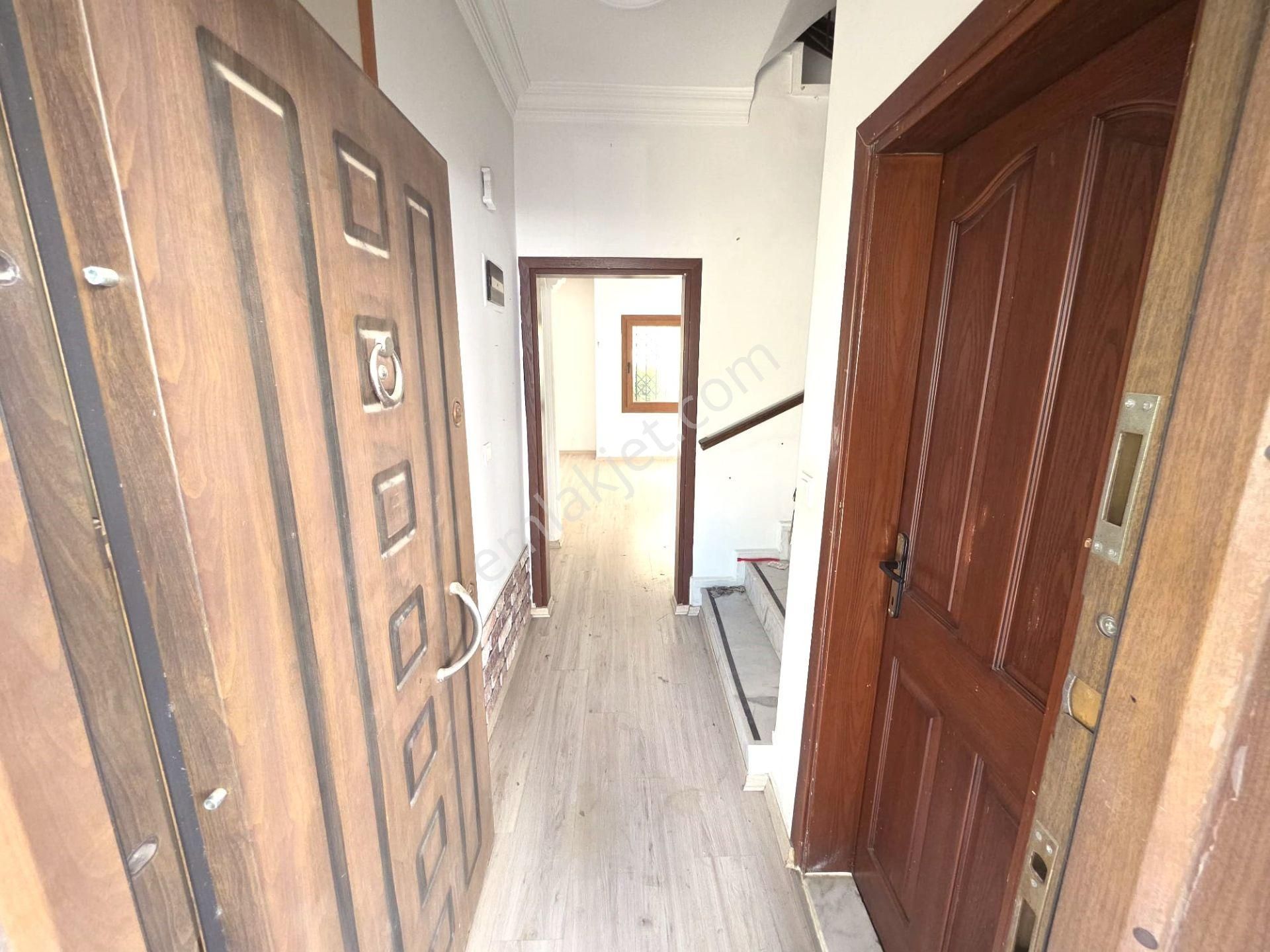 Goldhouse Dan Satılık Yeni Mahalle De Site İçinde Havuzlu 3+1 Villa - Görsel 9